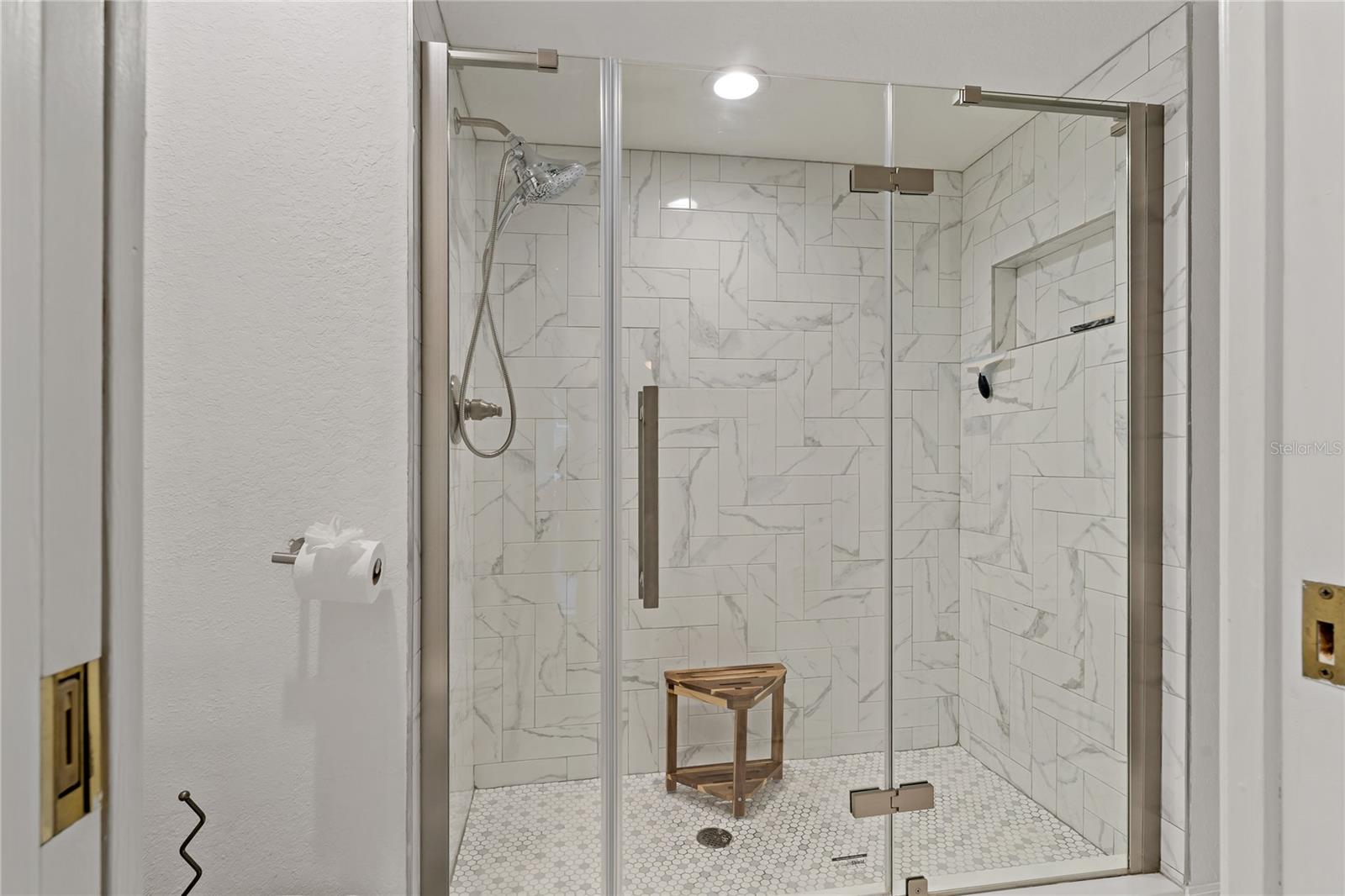 Image 21 of 33 For 2026 Golfview Drive 2026