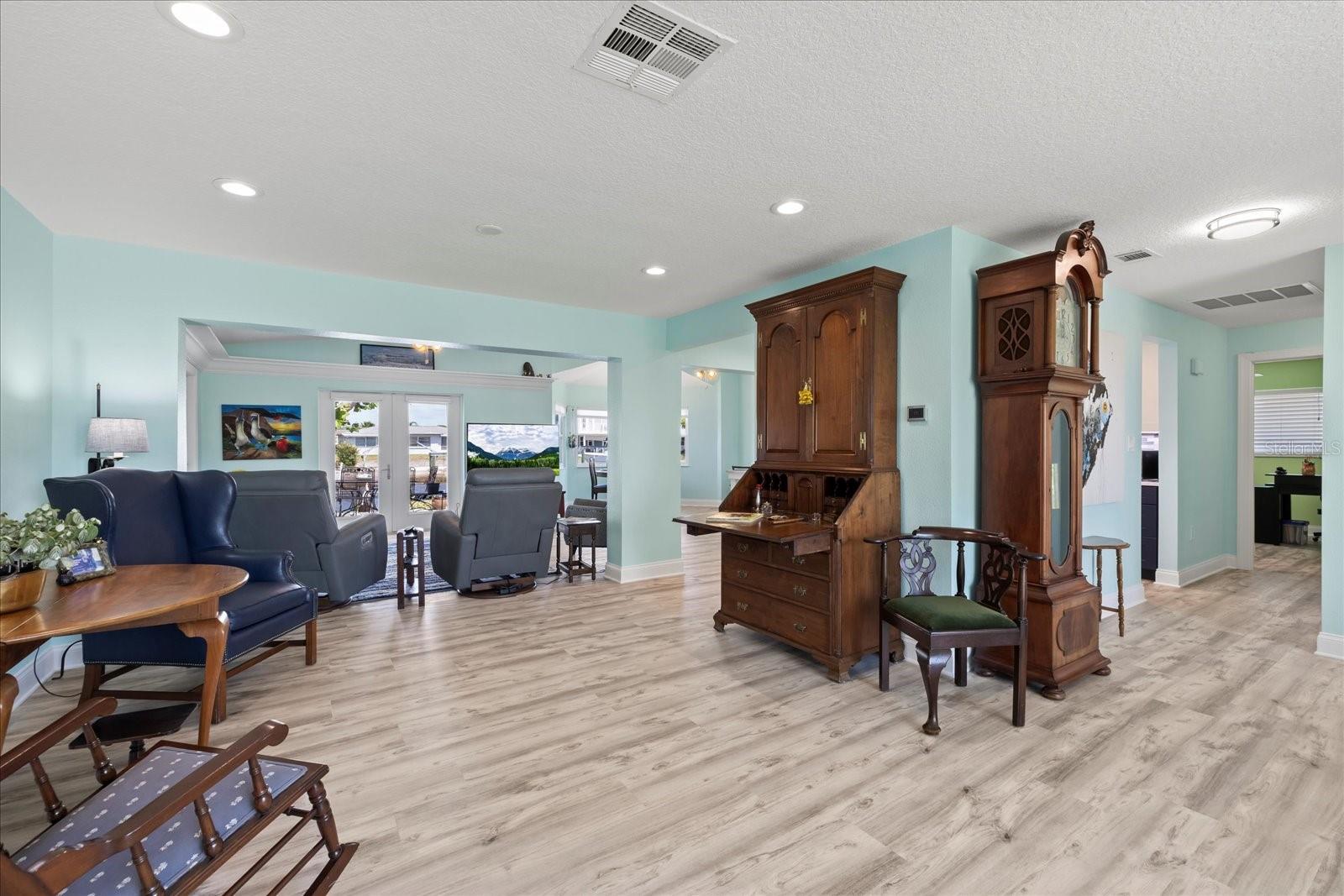 Image 11 of 56 For 4918 Forecastle Drive