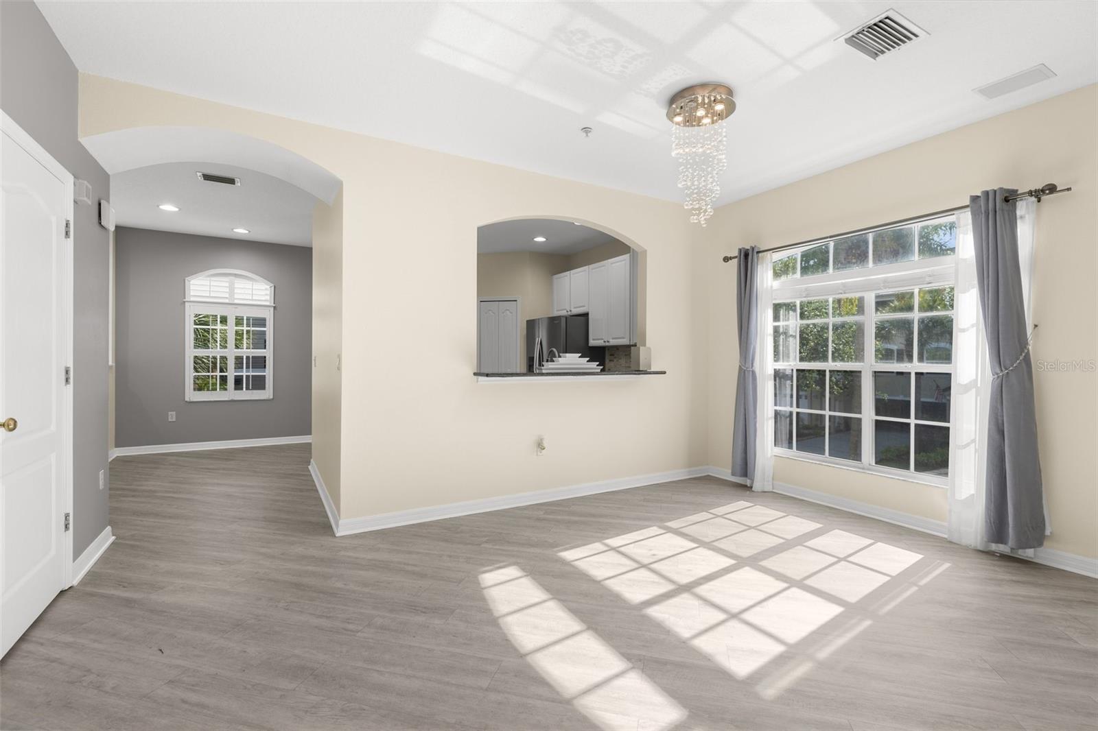 Image 10 of 44 For 3119 Oyster Bayou Way