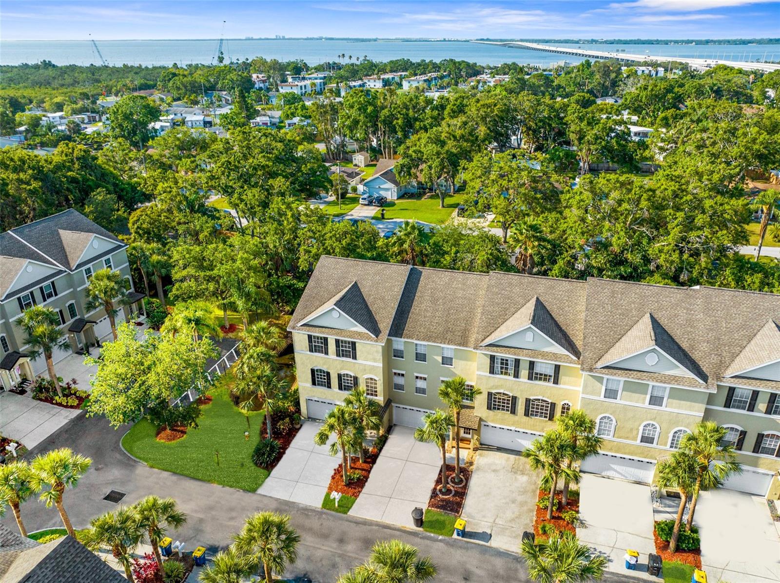 Image 4 of 44 For 3119 Oyster Bayou Way