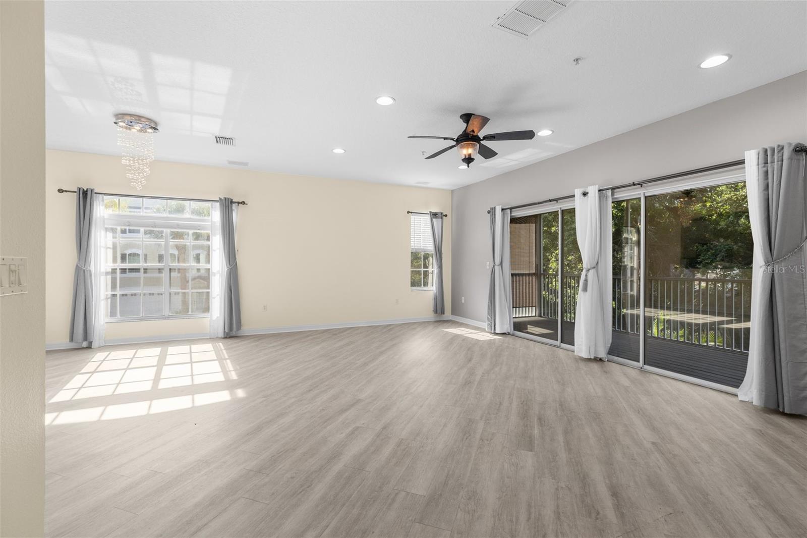 Image 8 of 44 For 3119 Oyster Bayou Way