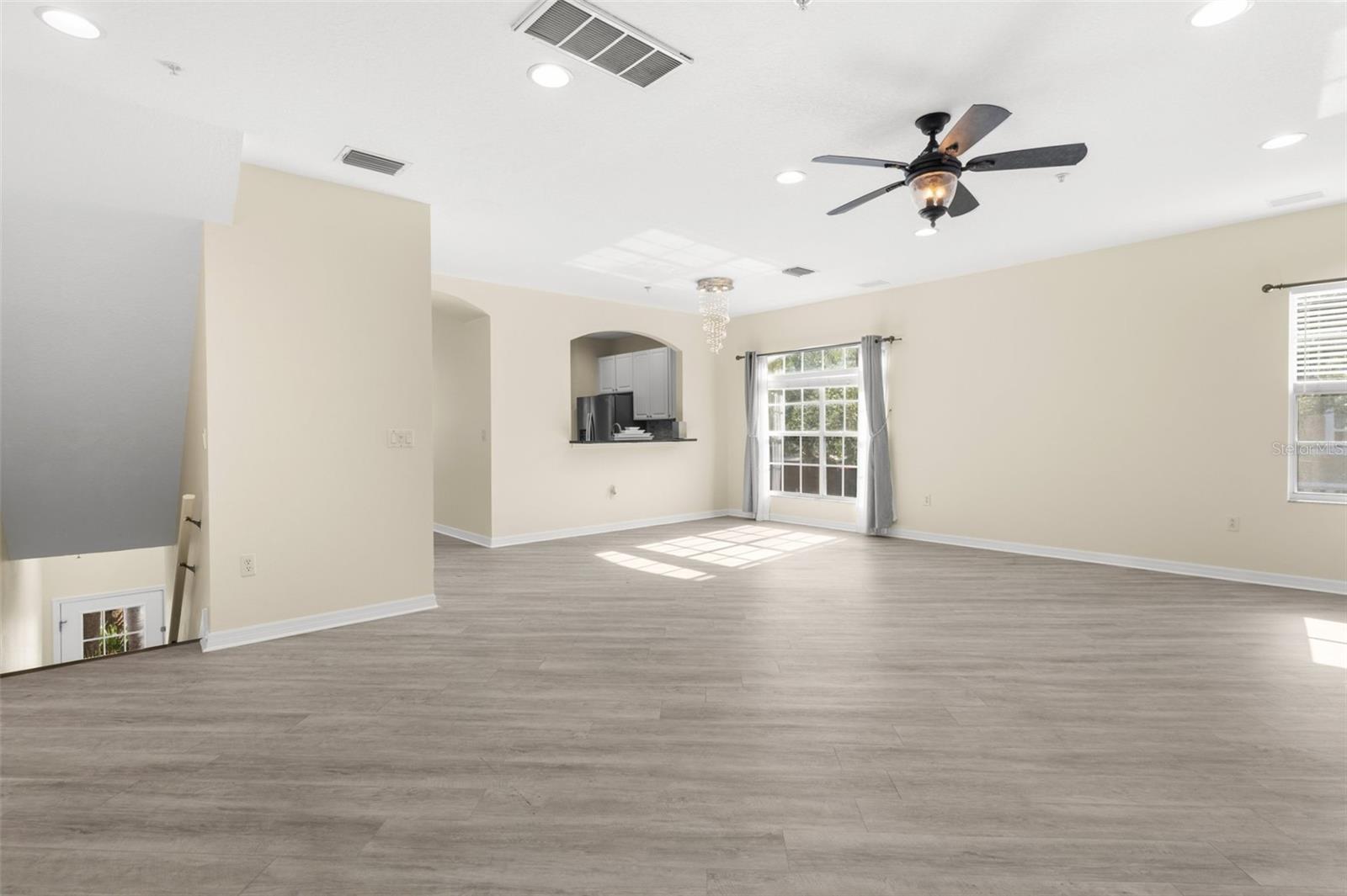 Image 9 of 44 For 3119 Oyster Bayou Way