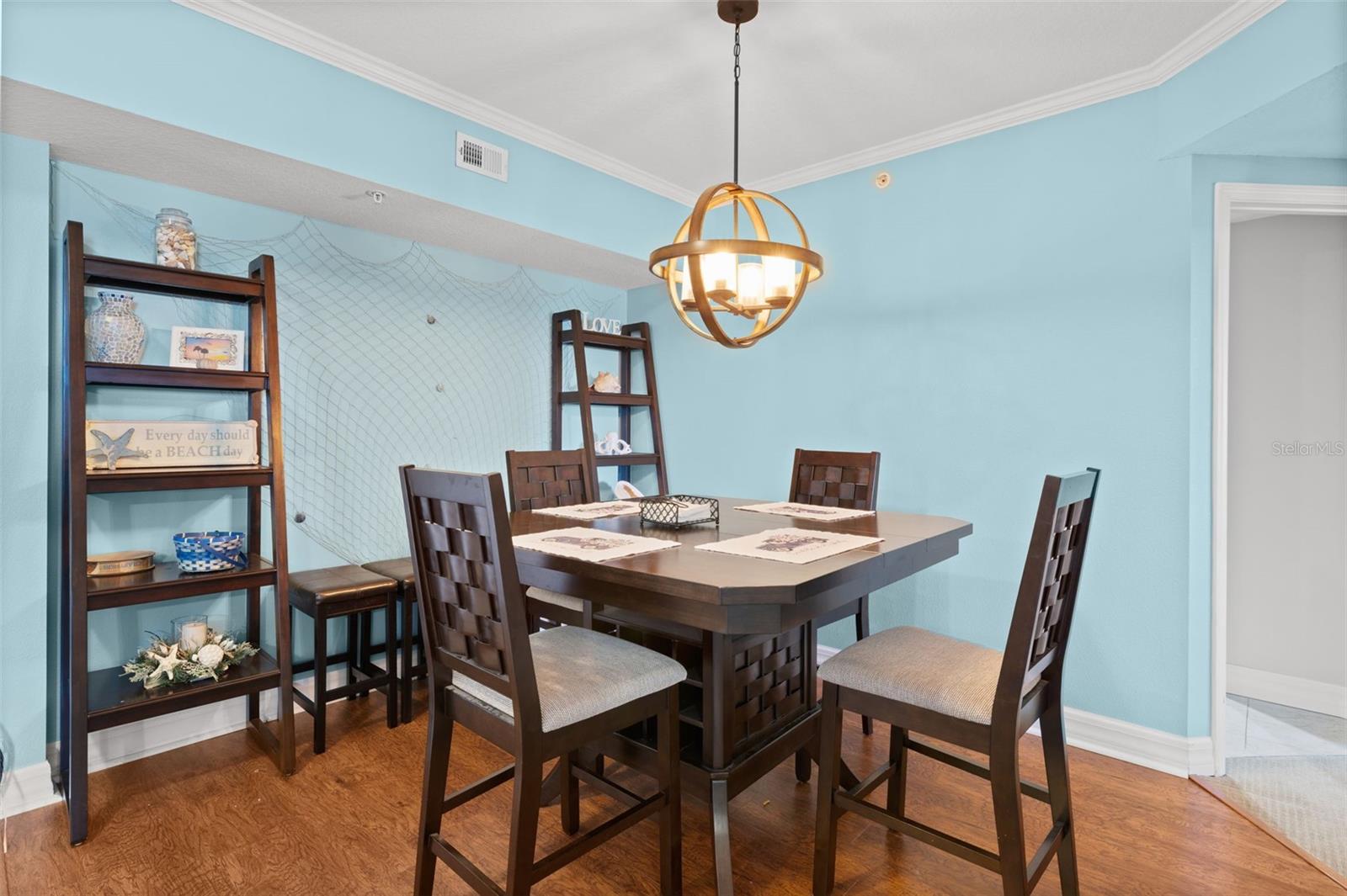 Image 16 of 27 For 4516 Seagull Drive 406