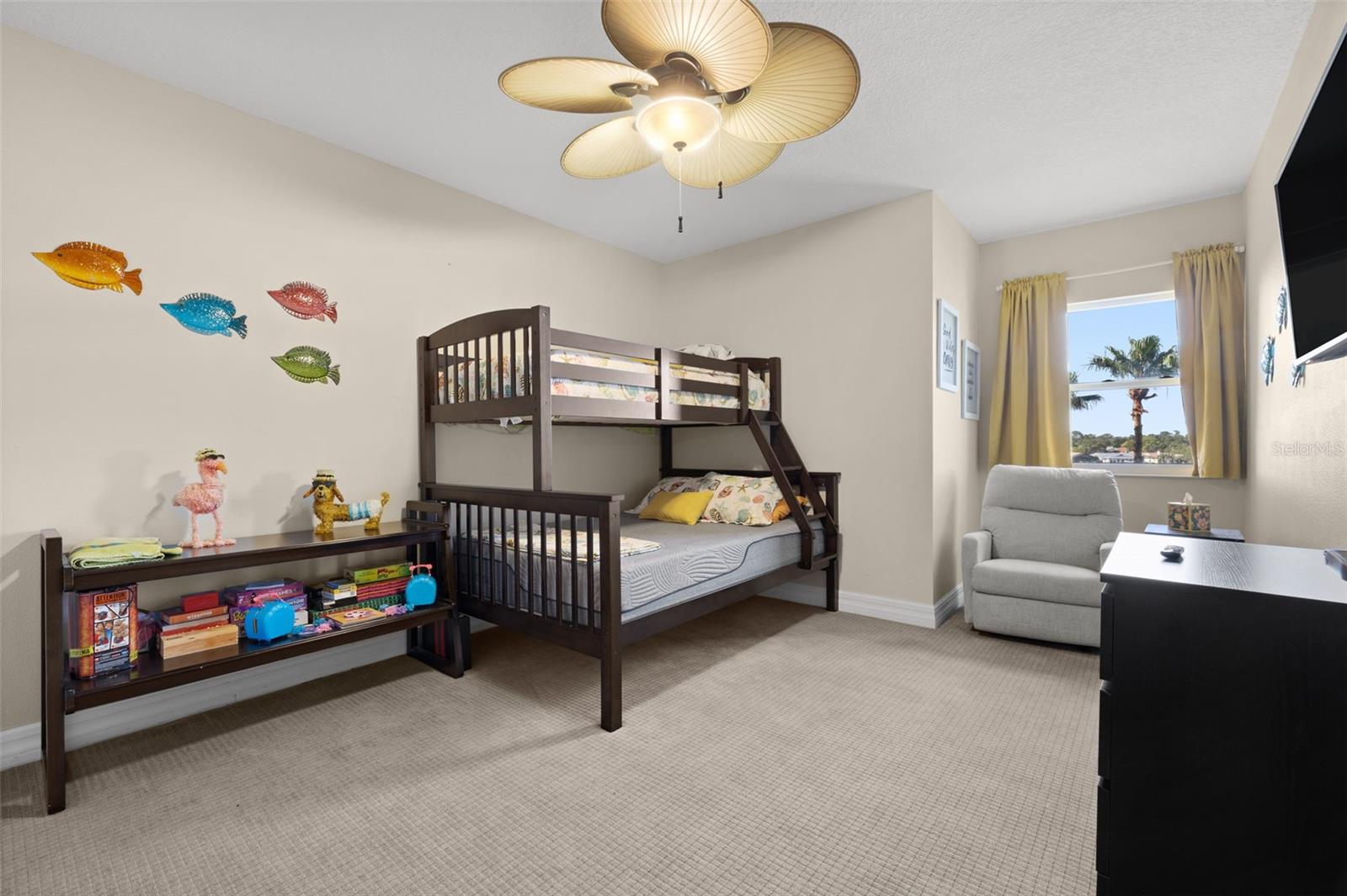 Image 6 of 27 For 4516 Seagull Drive 406