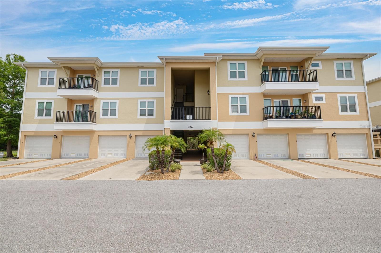 Details for 5041 Royal Palms Way 203, NEW PORT RICHEY, FL 34652