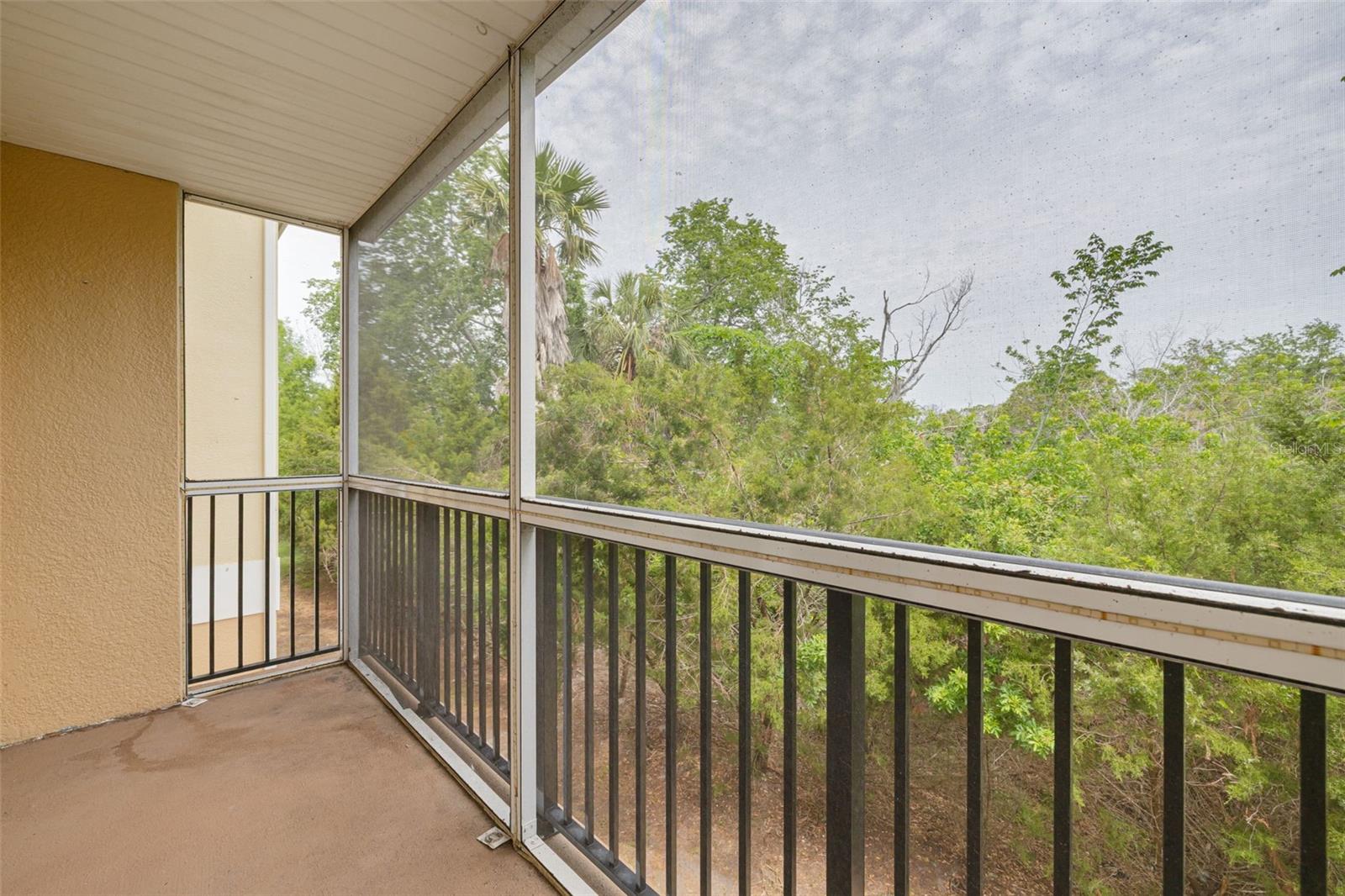 Image 14 of 68 For 5041 Royal Palms Way 203