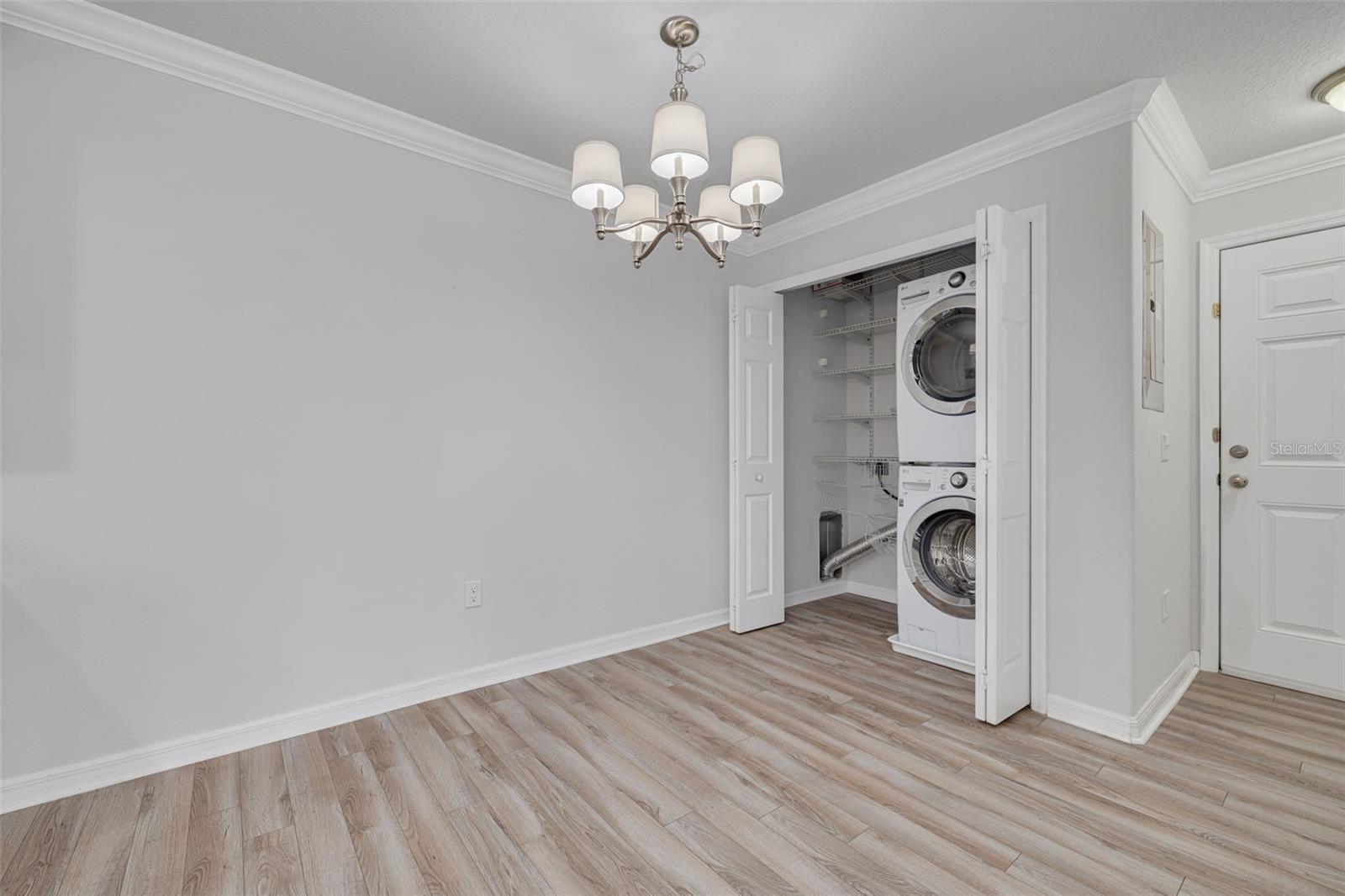 Image 16 of 68 For 5041 Royal Palms Way 203