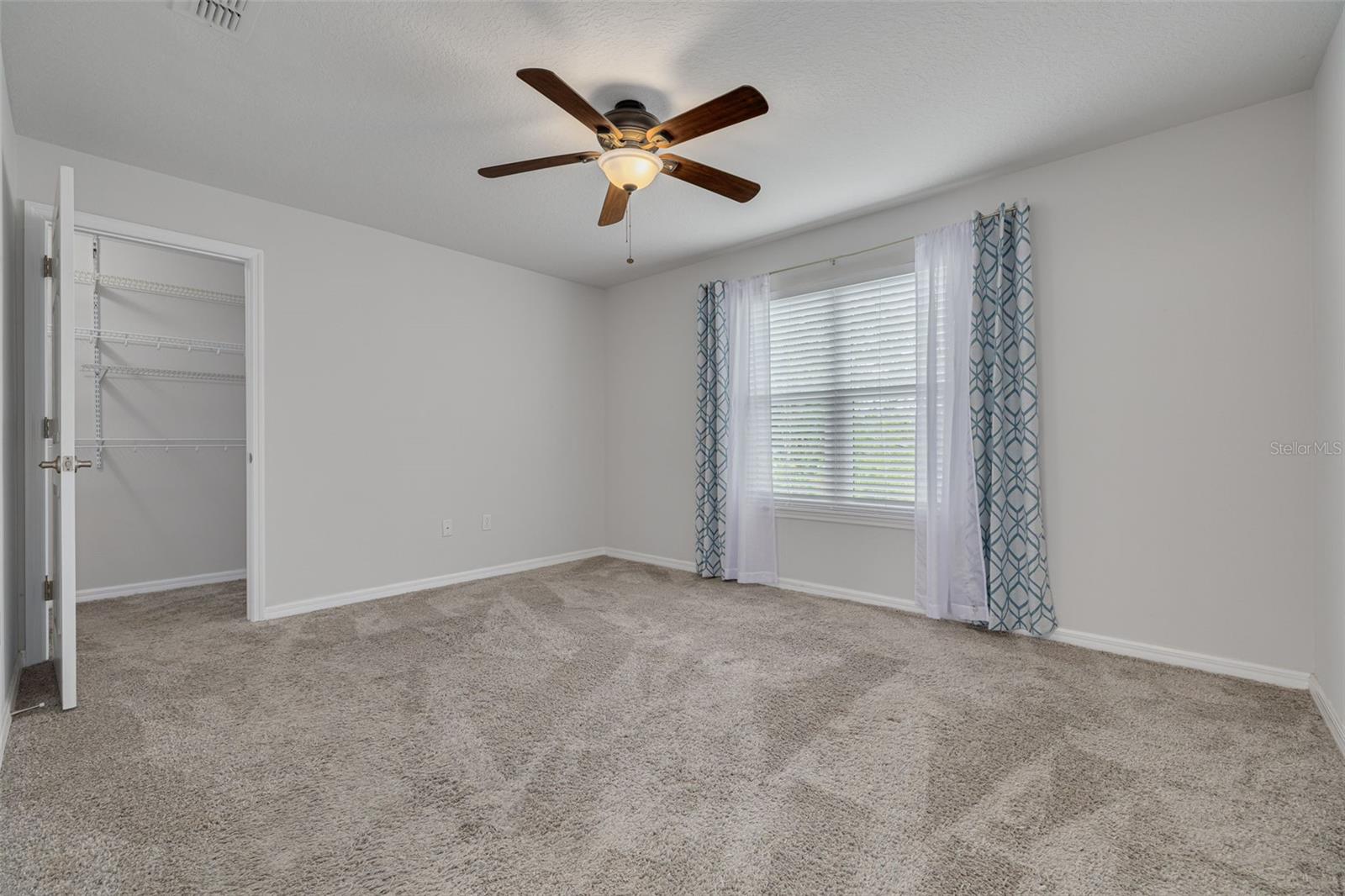 Image 18 of 68 For 5041 Royal Palms Way 203