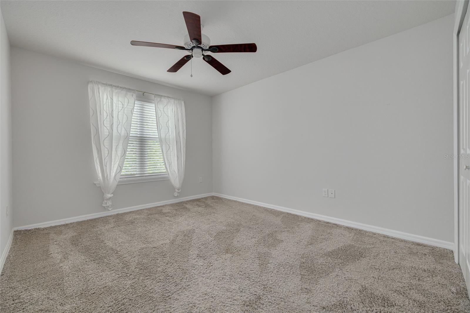 Image 22 of 68 For 5041 Royal Palms Way 203