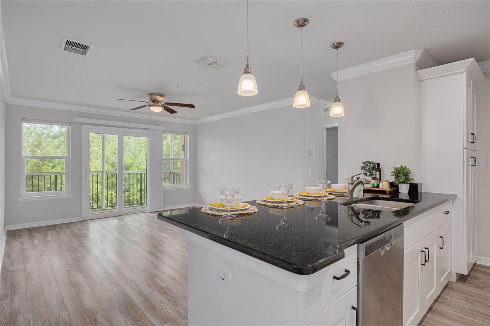 Image 8 of 68 For 5041 Royal Palms Way 203