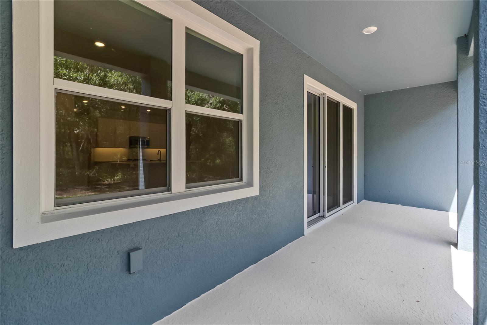 Image 8 of 21 For 5232 Luisa Court