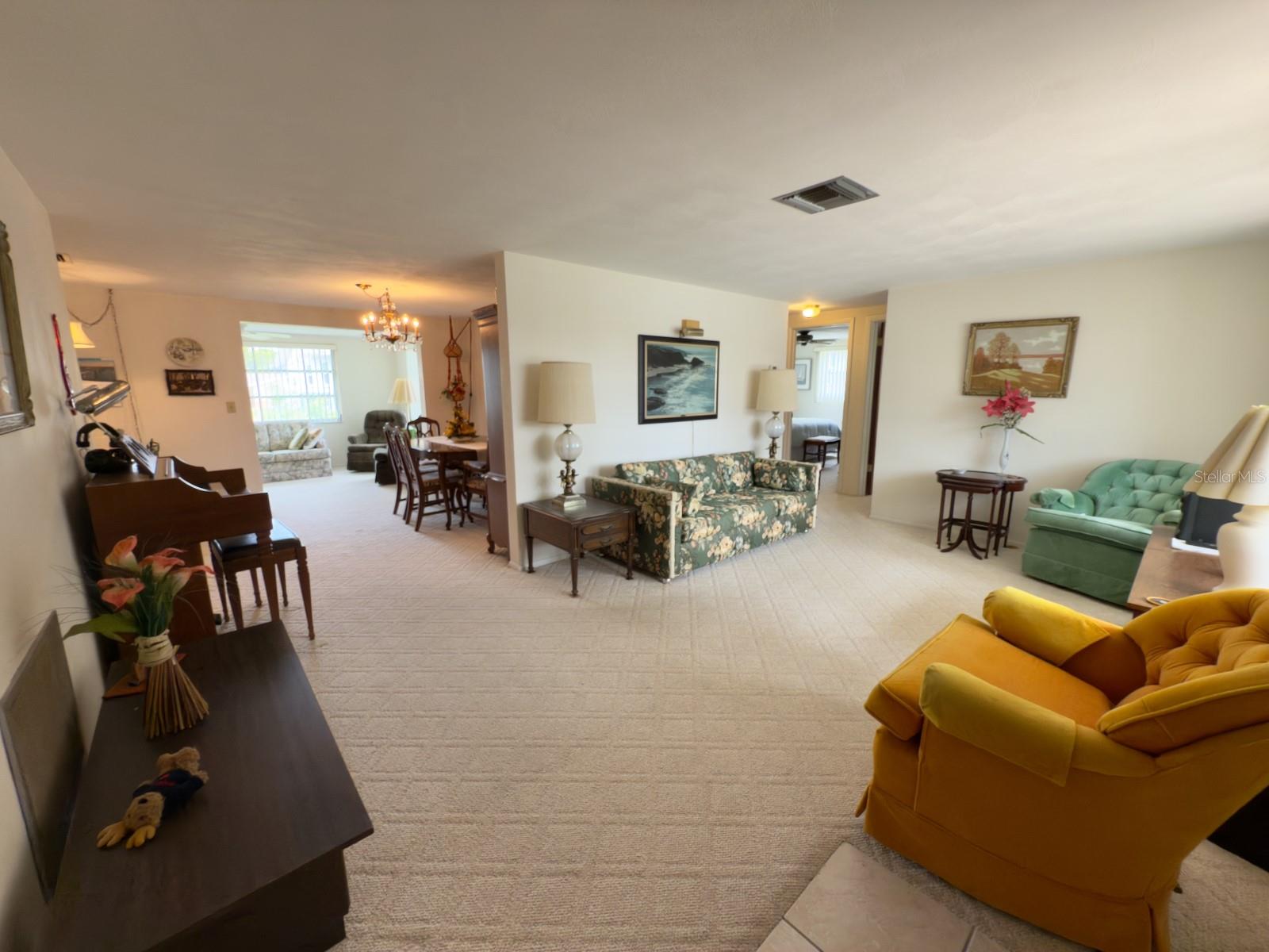 Image 7 of 33 For 11224 Yewtree Avenue