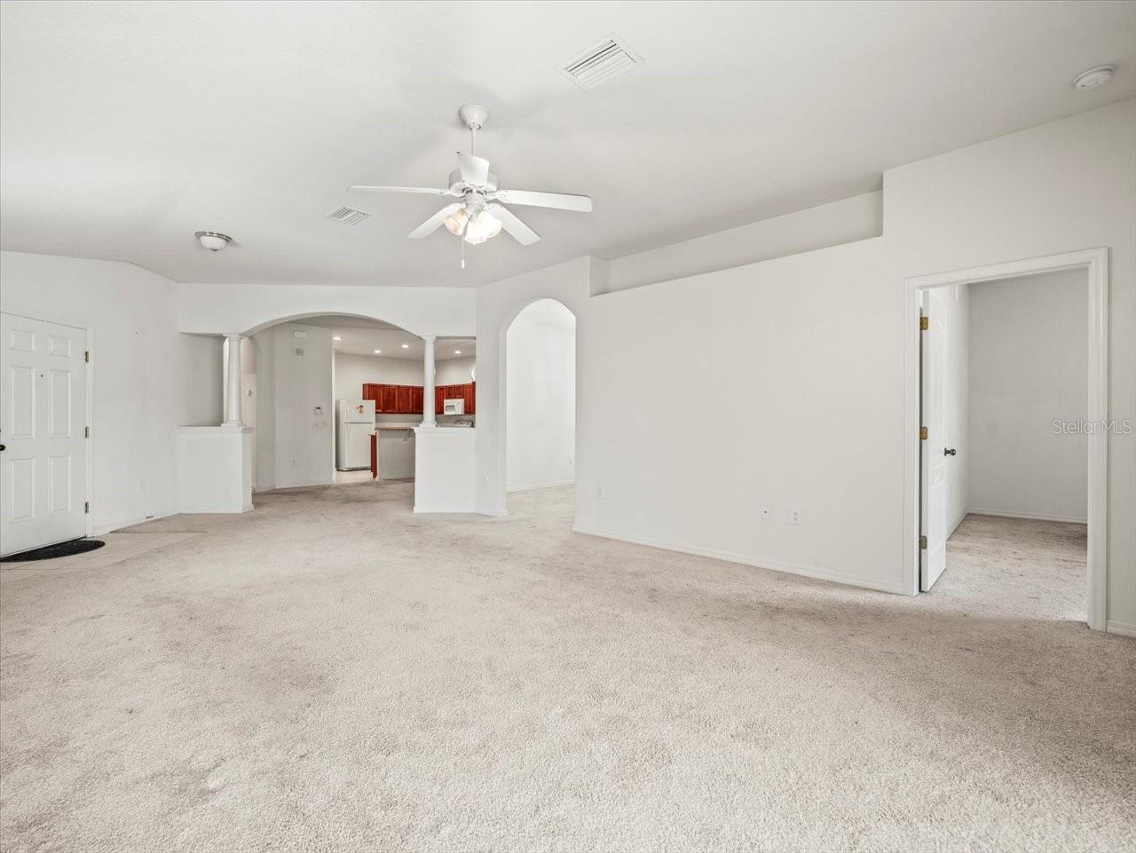 Image 6 of 35 For 3885 Crossline Drive