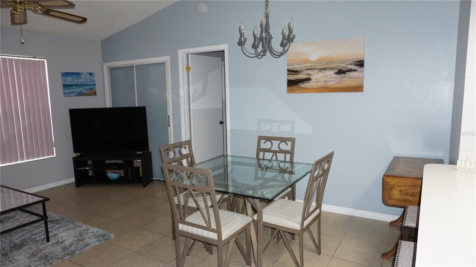 Listing photo id 2 for 7704 Hillside Court 102