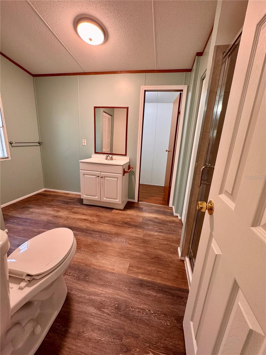 Image 13 of 18 For 7095 Lincoln Lane
