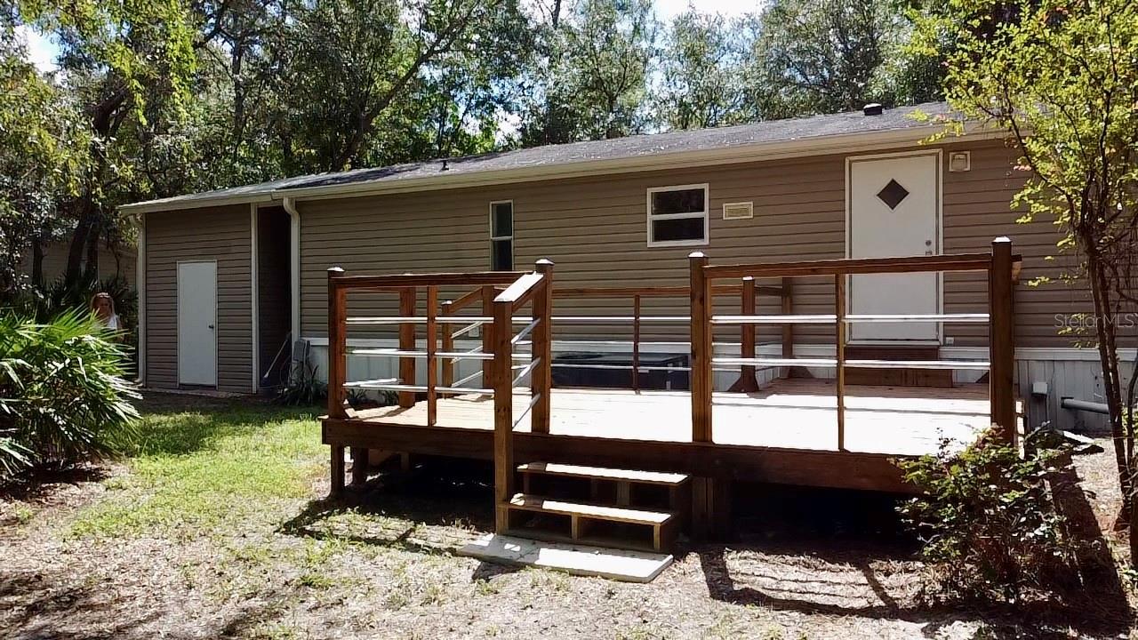 Image 2 of 18 For 7095 Lincoln Lane