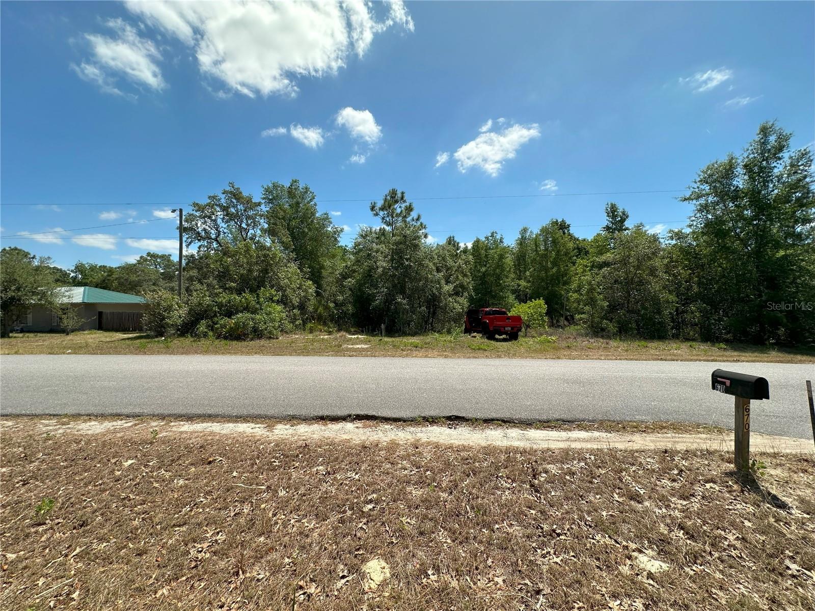 Listing photo id 0 for 671 Griffith Avenue