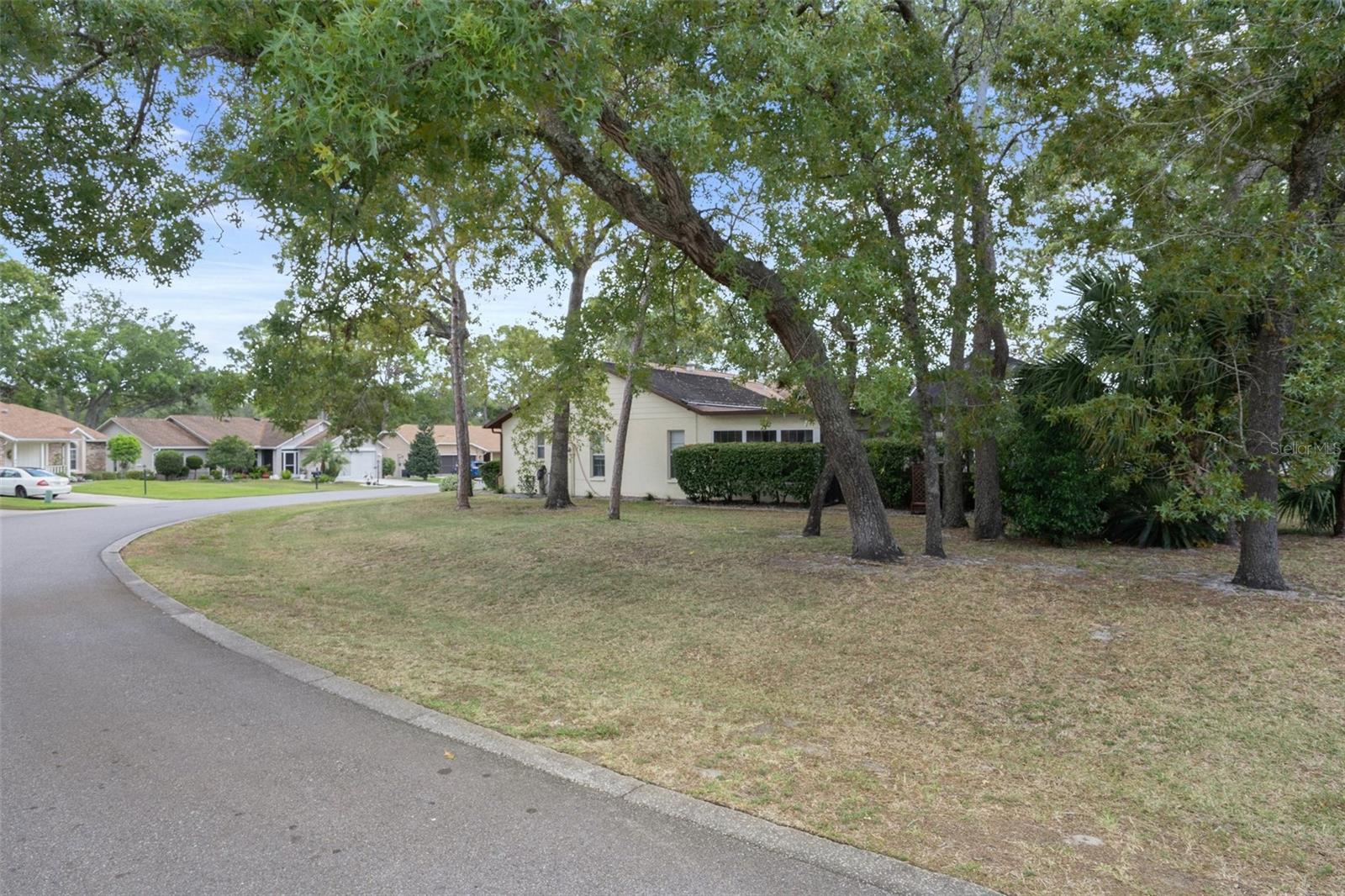 Image 11 of 73 For 6490 Pine Meadows Drive