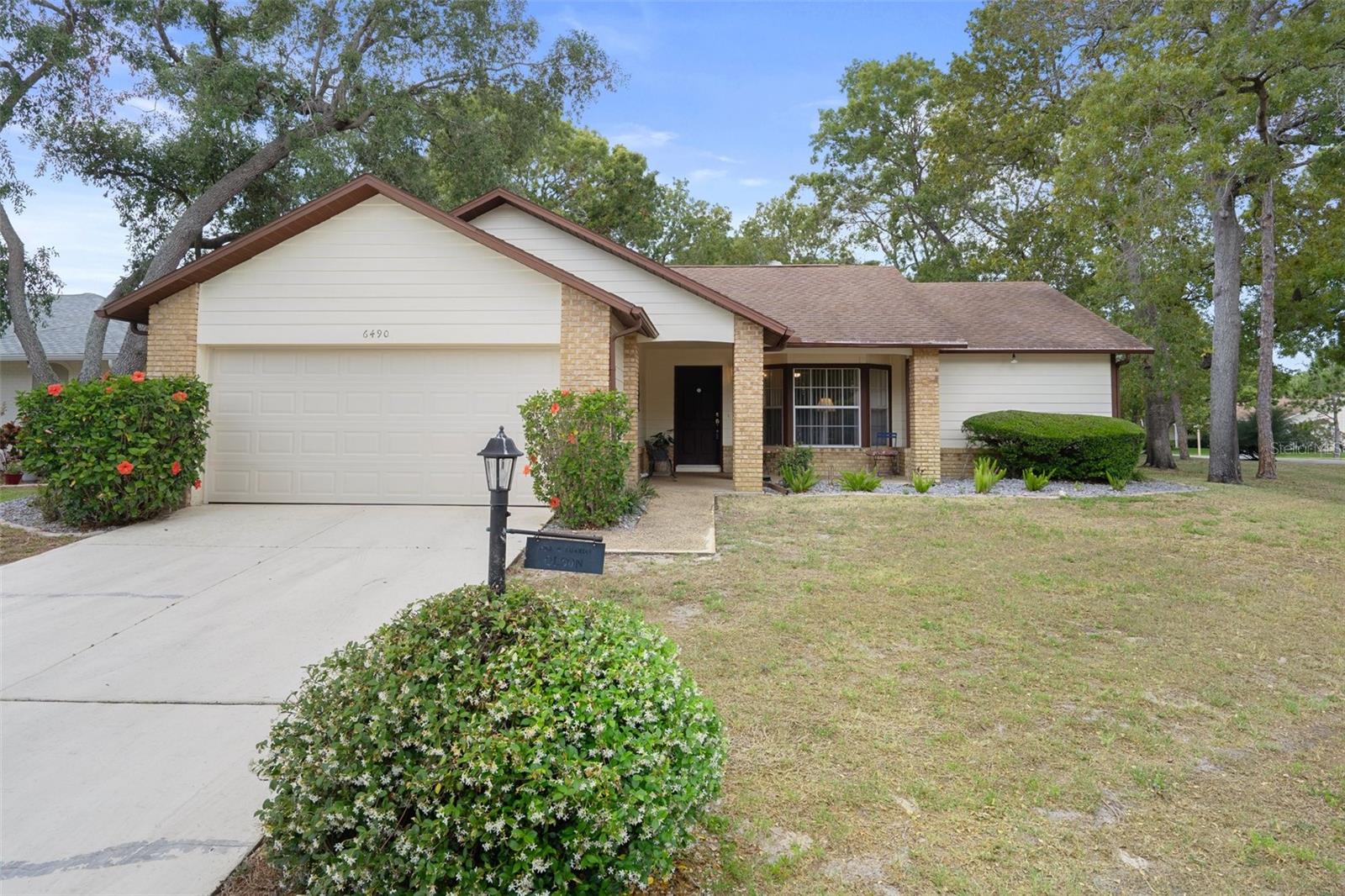 Image 8 of 73 For 6490 Pine Meadows Drive