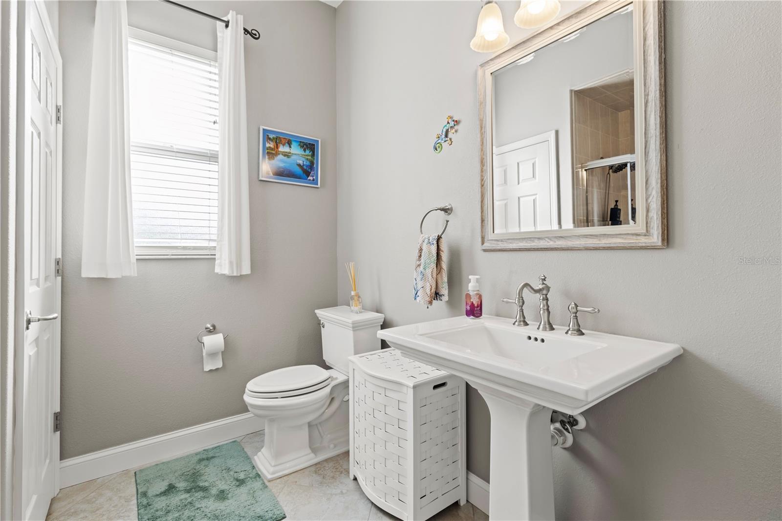 Image 31 of 45 For 9 Ryewood Circle