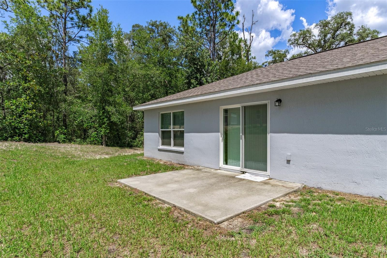 Listing photo id 33 for 9252 Agatha Drive