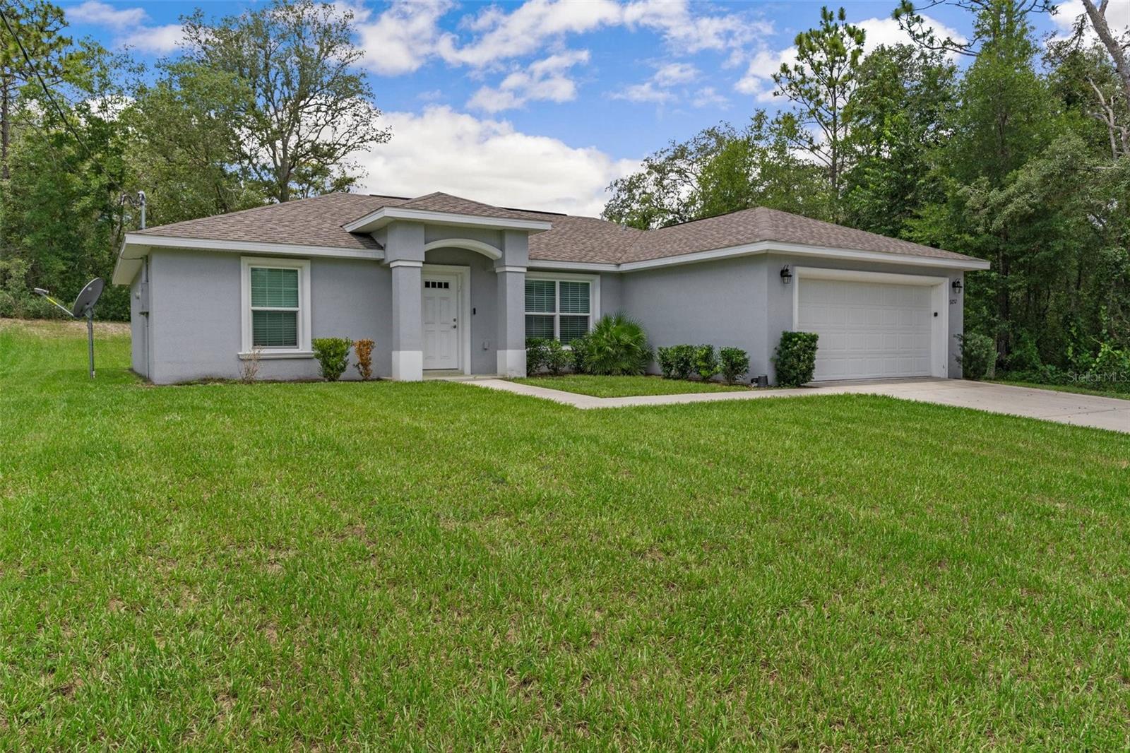 Listing photo id 37 for 9252 Agatha Drive