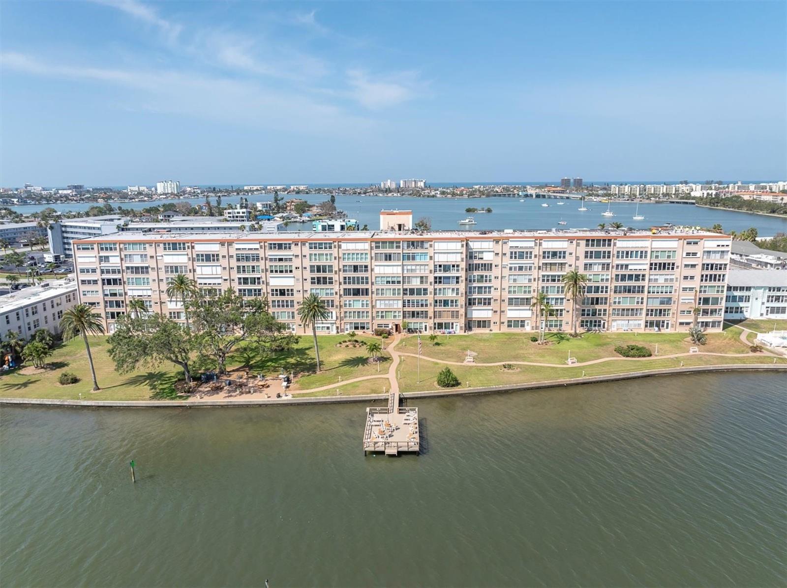 Image 13 of 35 For 1847 Shore Drive S 203