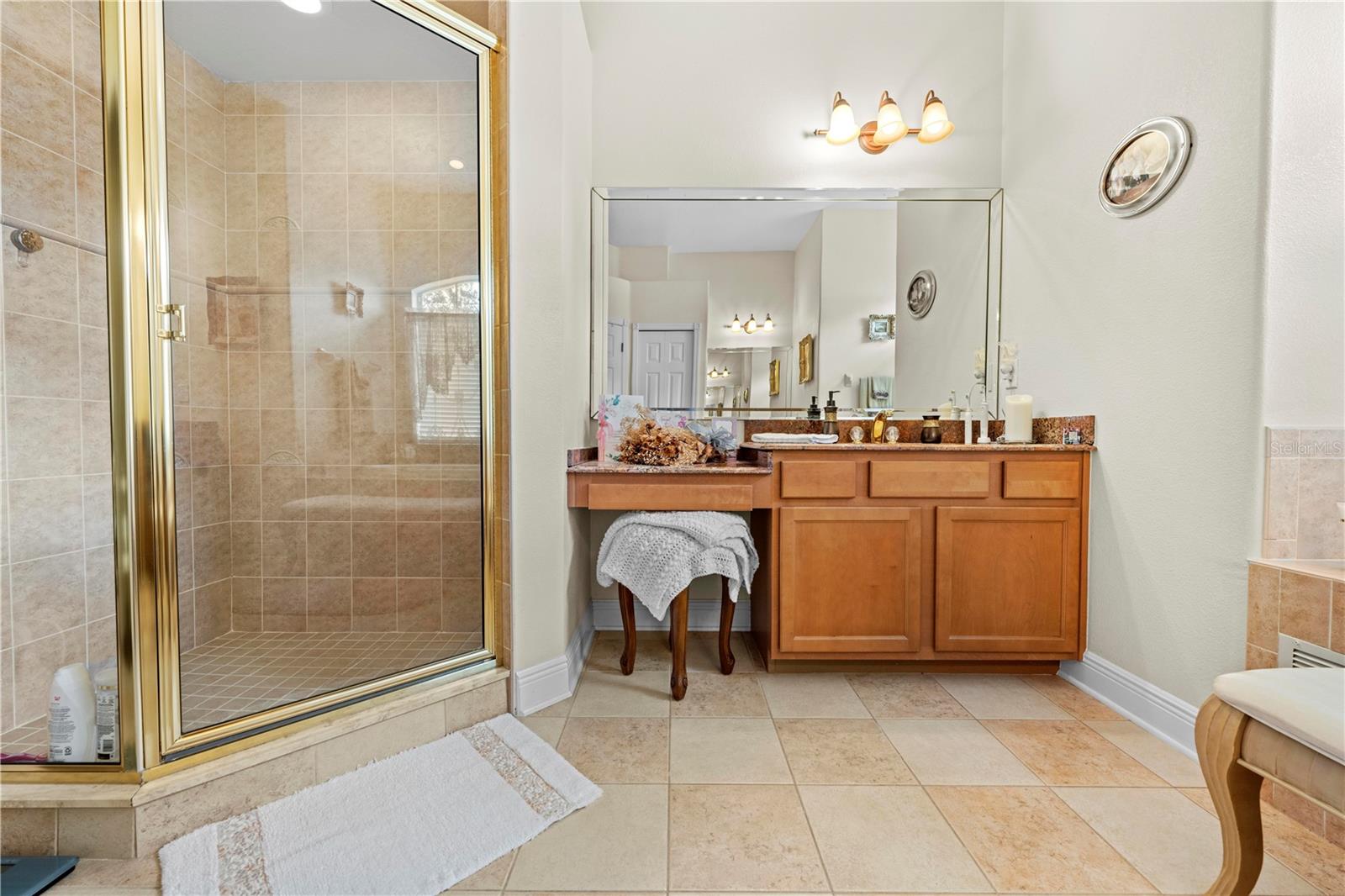 Image 19 of 50 For 1245 Coble Road E