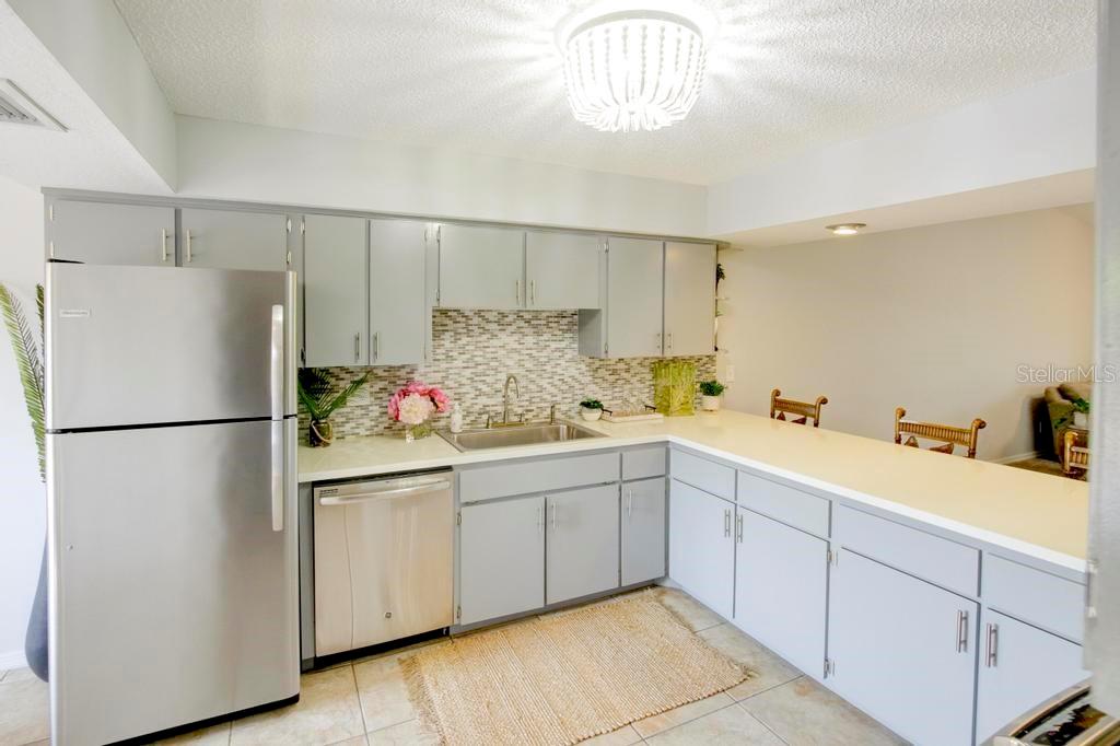 Image 16 of 62 For 6583 River Run Boulevard 21005