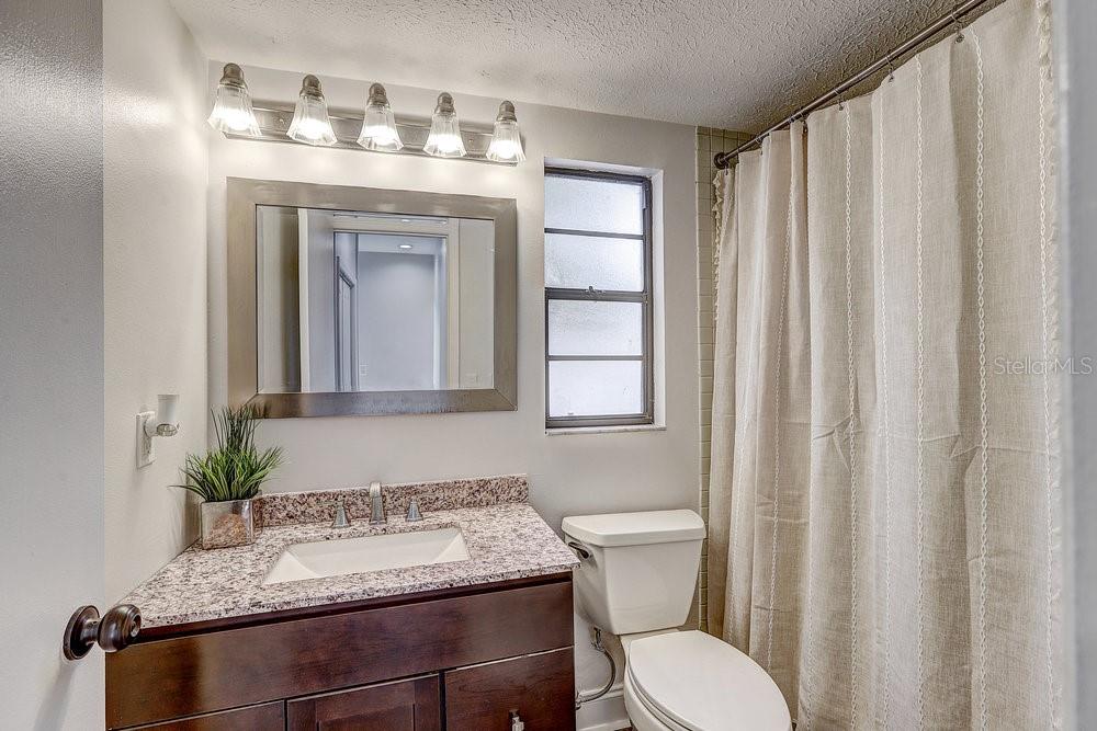 Image 25 of 62 For 10910 Winter Oak Place