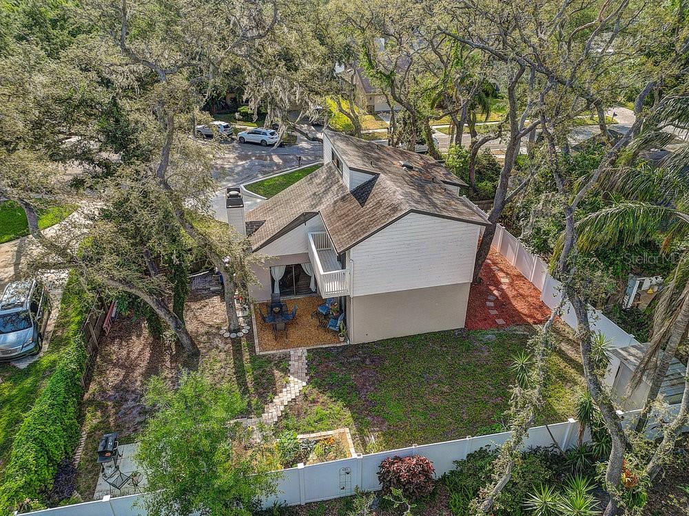 Image 4 of 62 For 10910 Winter Oak Place