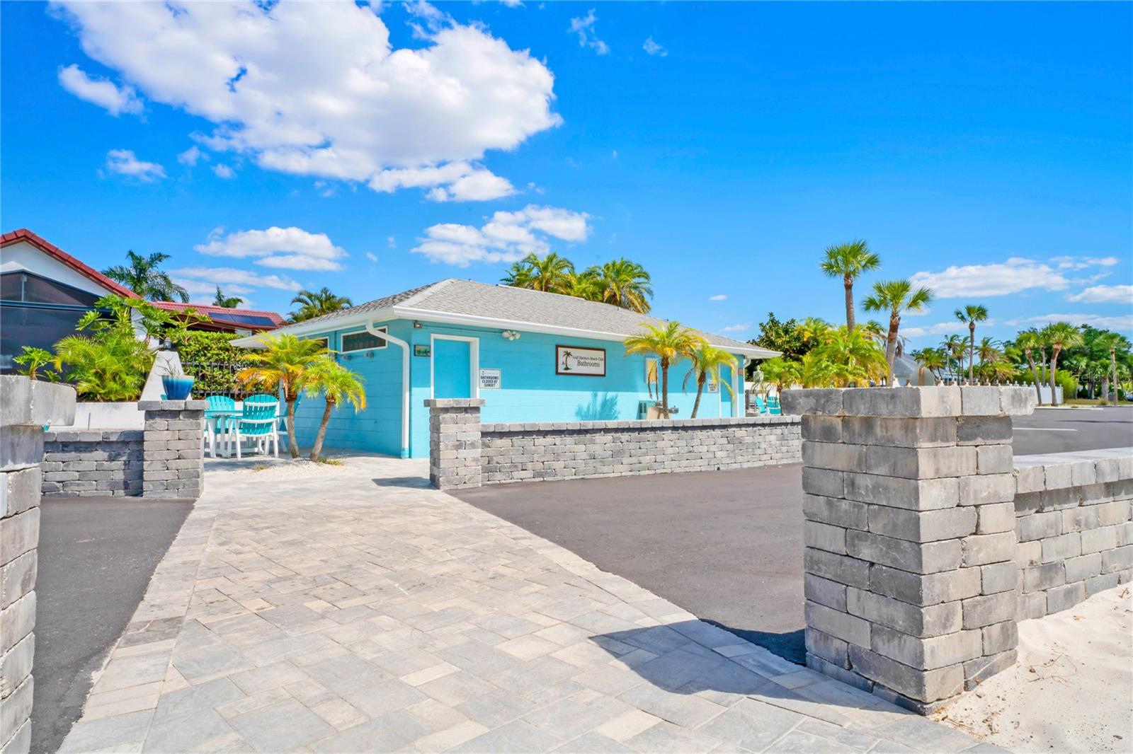 Image 34 of 39 For 4939 Floramar Terrace 902