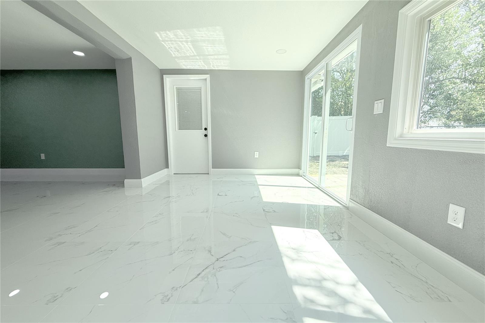 Image 17 of 56 For 9200 Lunar Lane