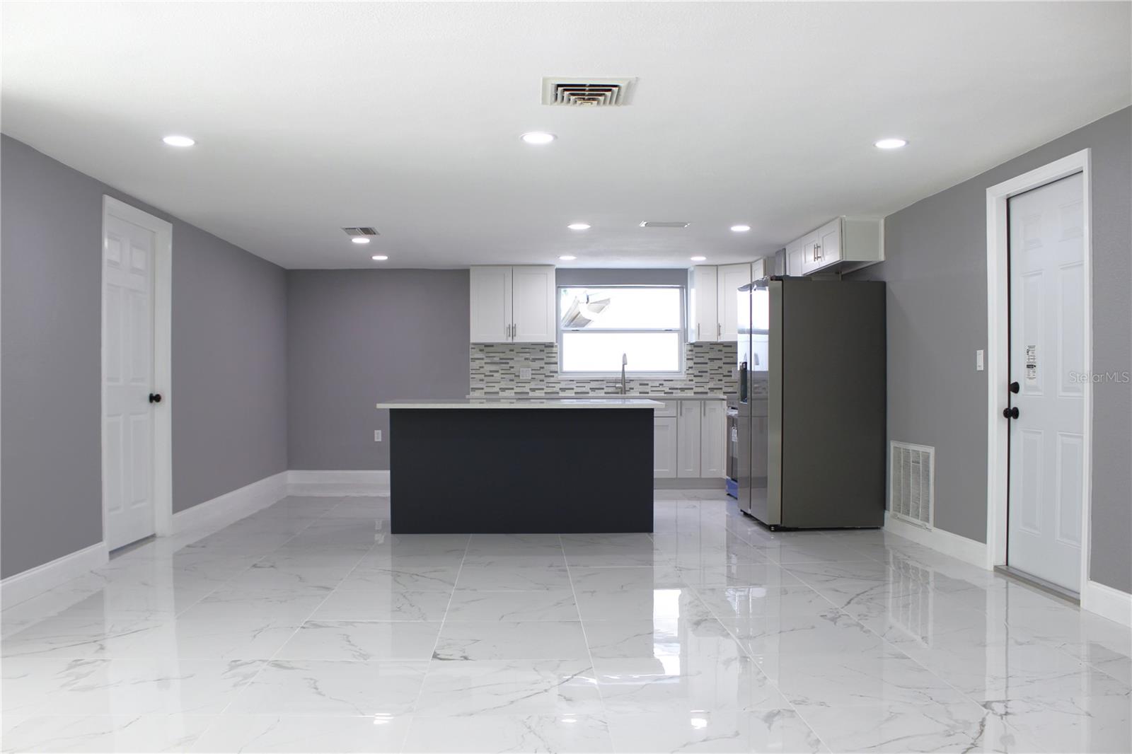 Image 20 of 56 For 9200 Lunar Lane