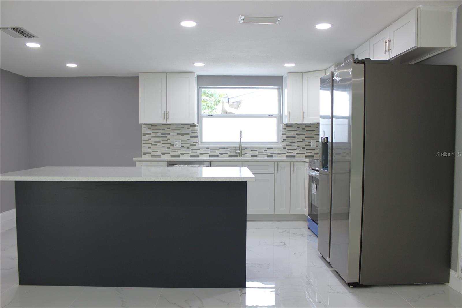 Image 22 of 56 For 9200 Lunar Lane
