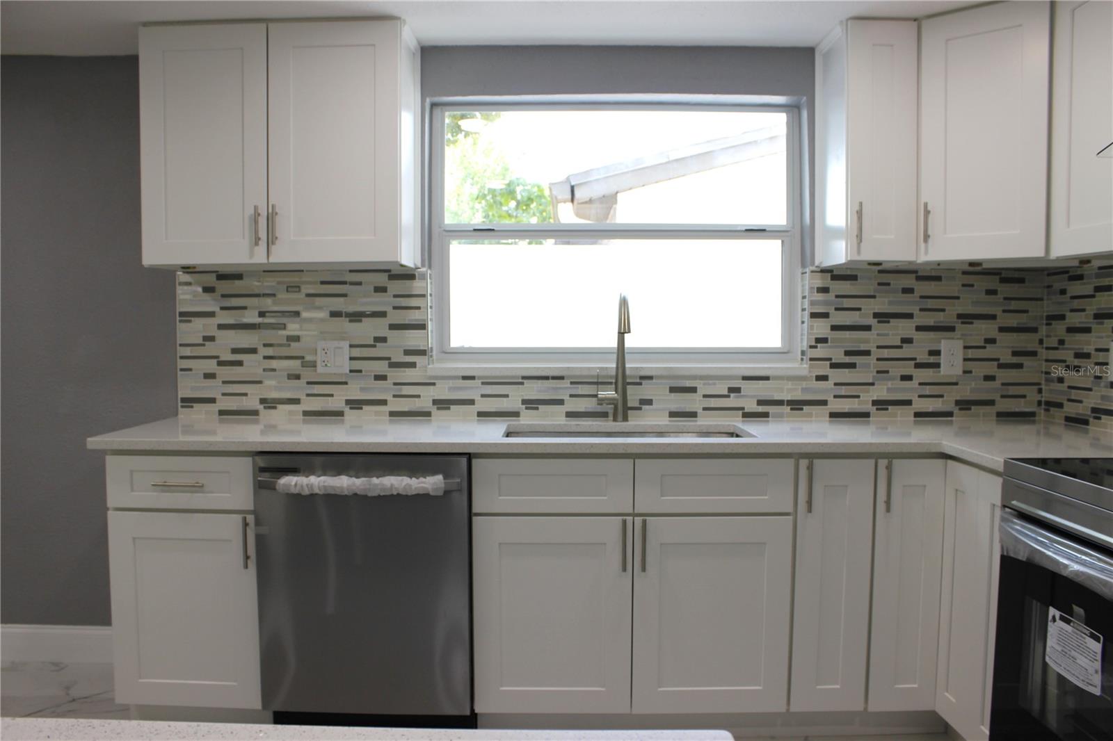 Image 23 of 56 For 9200 Lunar Lane