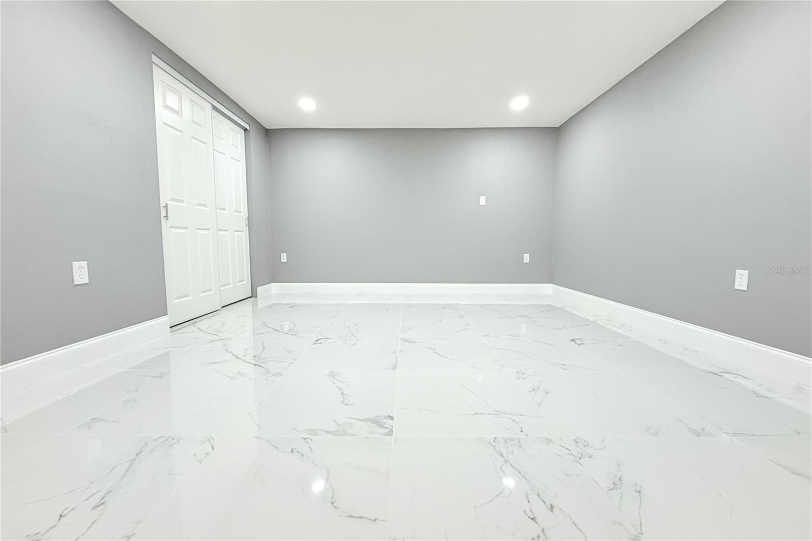 Image 41 of 56 For 9200 Lunar Lane