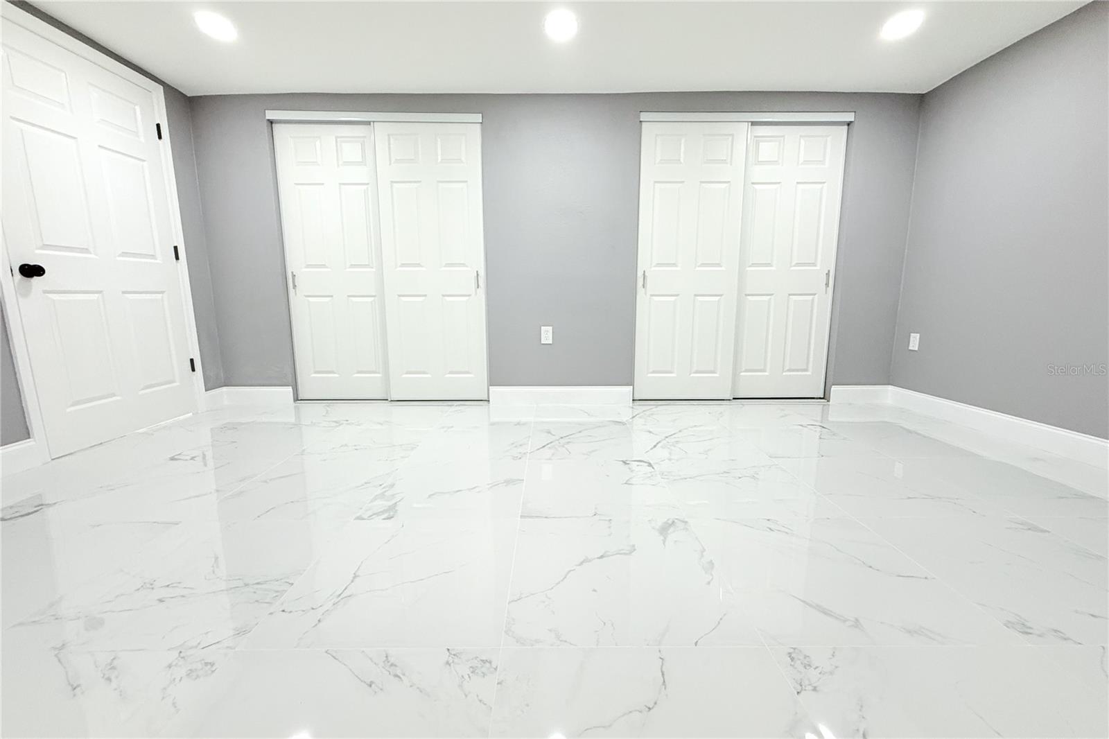 Image 42 of 56 For 9200 Lunar Lane