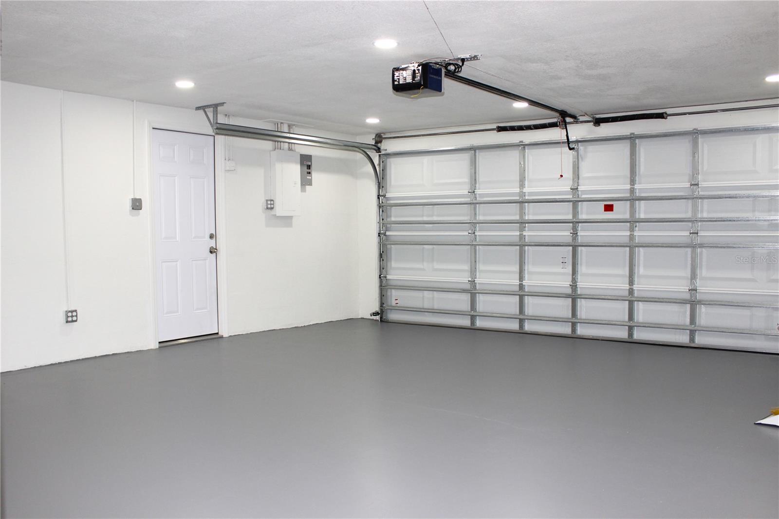 Image 44 of 56 For 9200 Lunar Lane