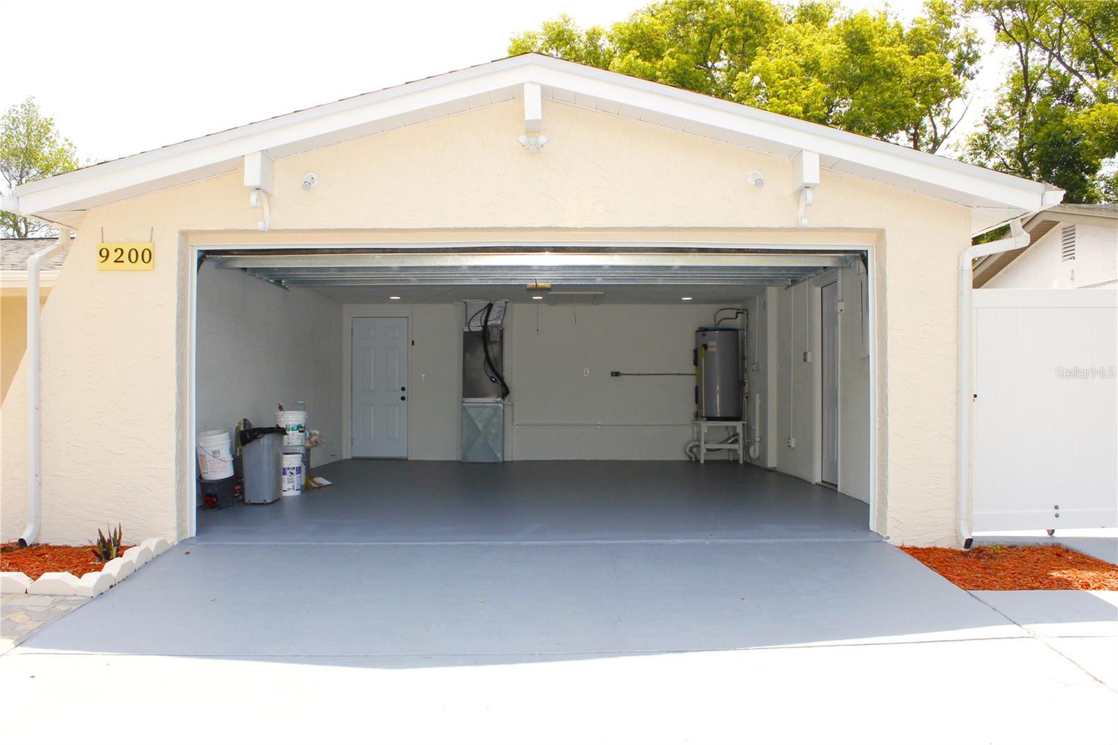 Image 45 of 56 For 9200 Lunar Lane