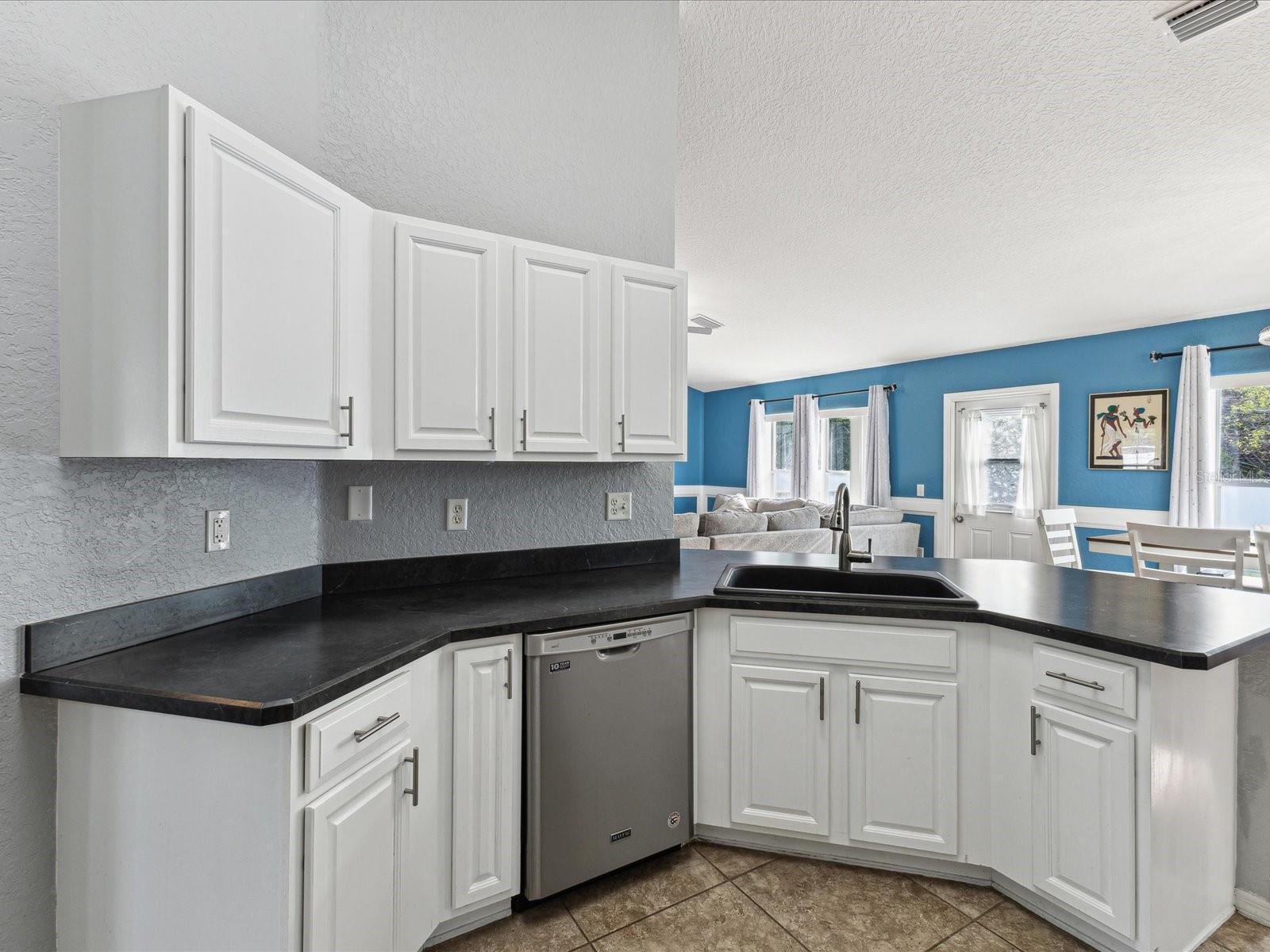 Image 12 of 49 For 6076 Shiprock Avenue