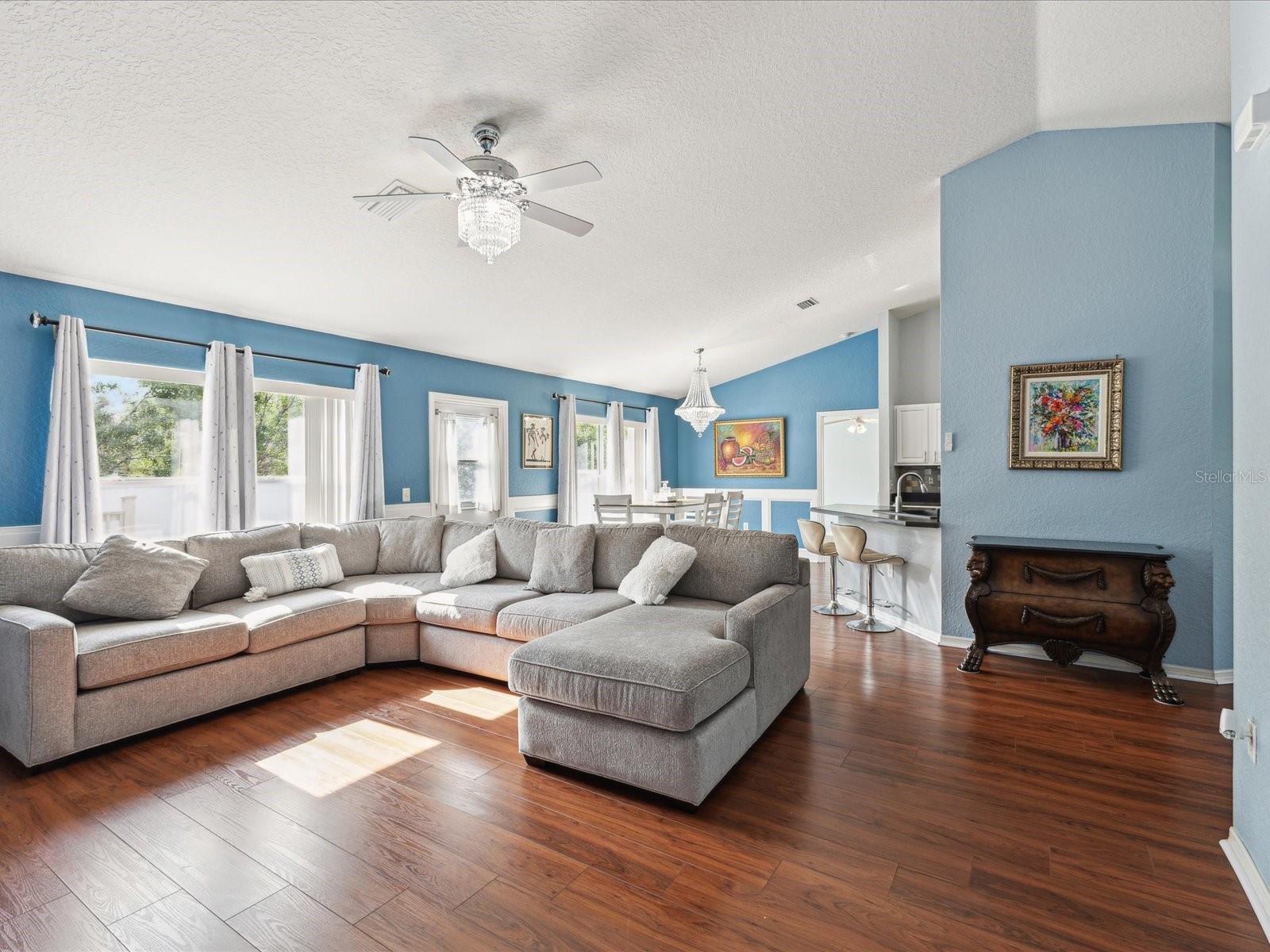 Image 18 of 49 For 6076 Shiprock Avenue