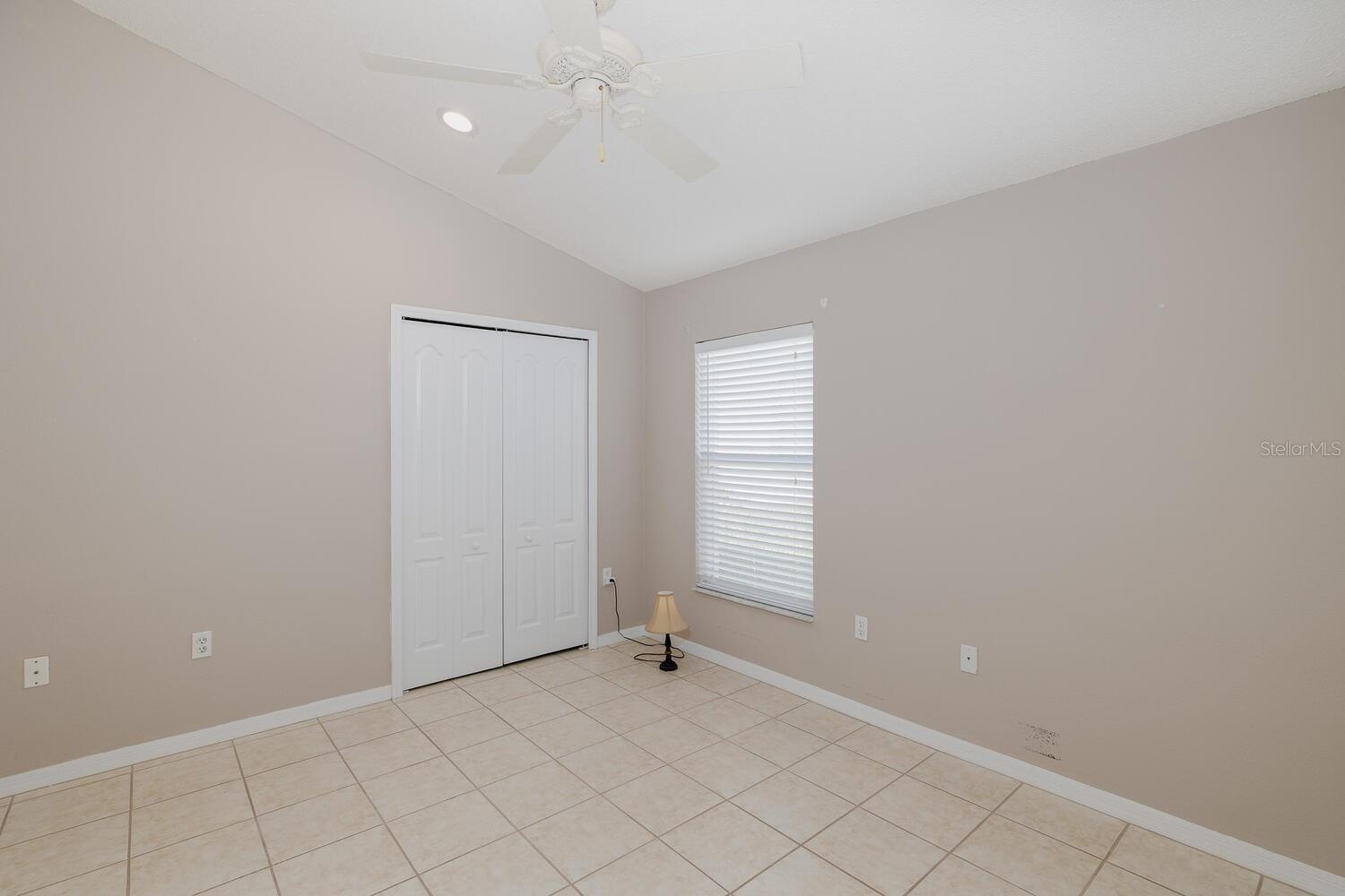 Image 35 of 68 For 284 Quane Avenue