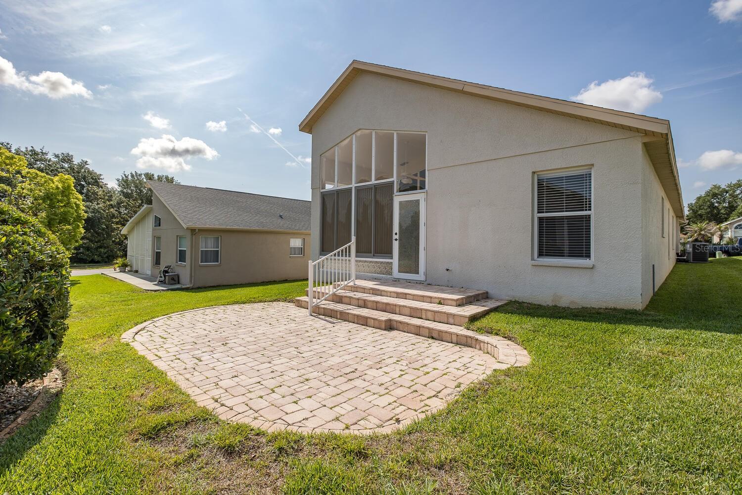 Image 45 of 68 For 284 Quane Avenue