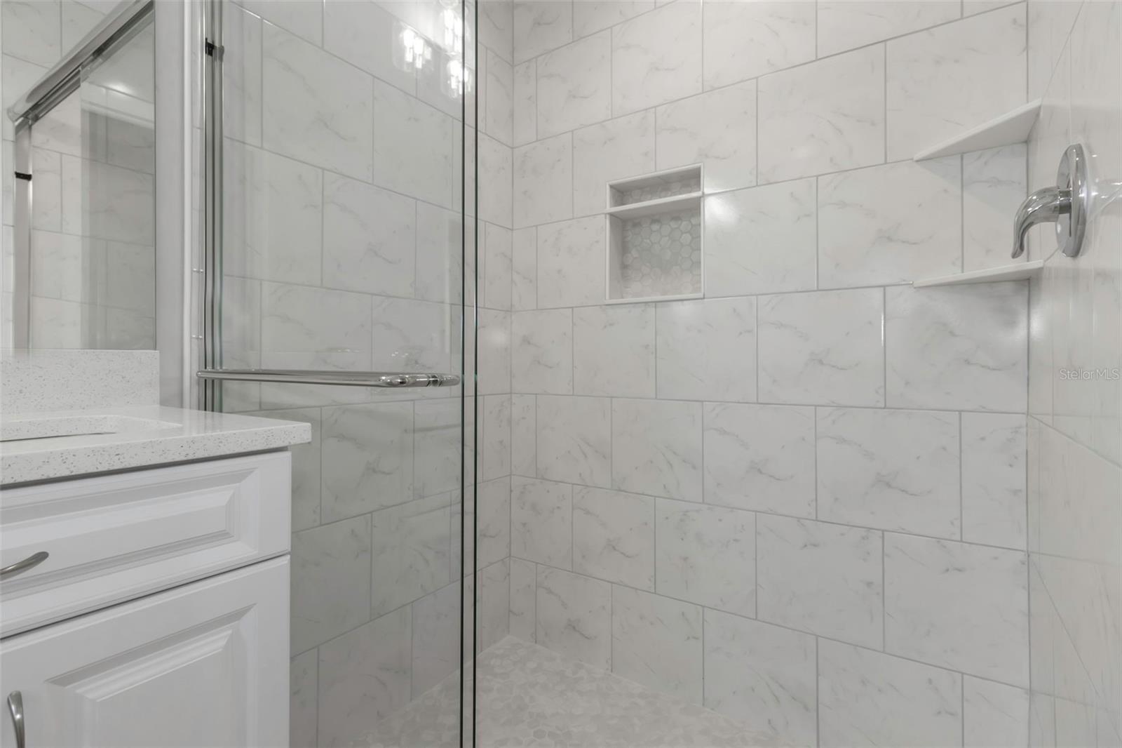Image 23 of 54 For 5214 Idlewild Street
