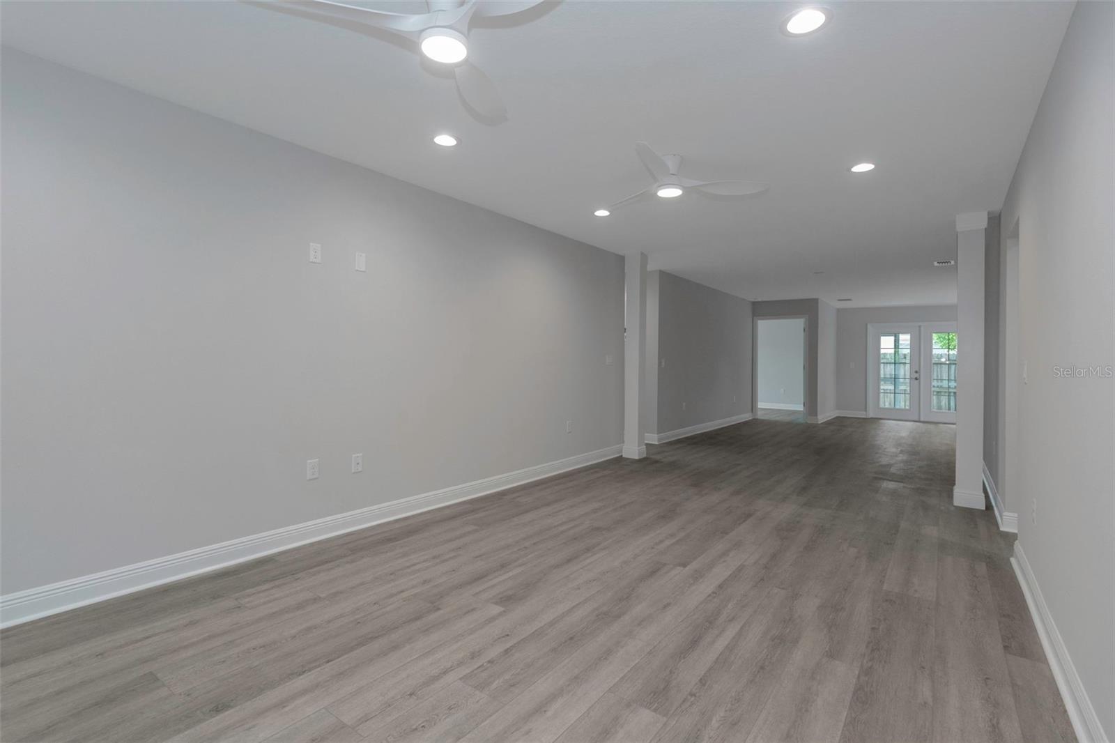 Image 29 of 54 For 5214 Idlewild Street