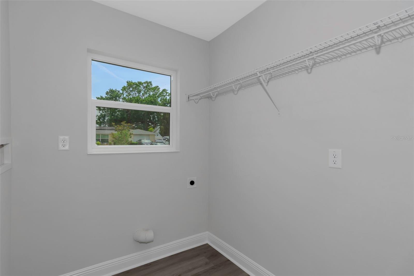 Image 30 of 54 For 5214 Idlewild Street