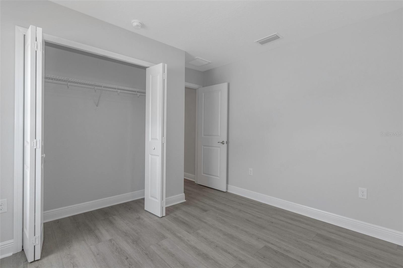 Image 37 of 54 For 5214 Idlewild Street