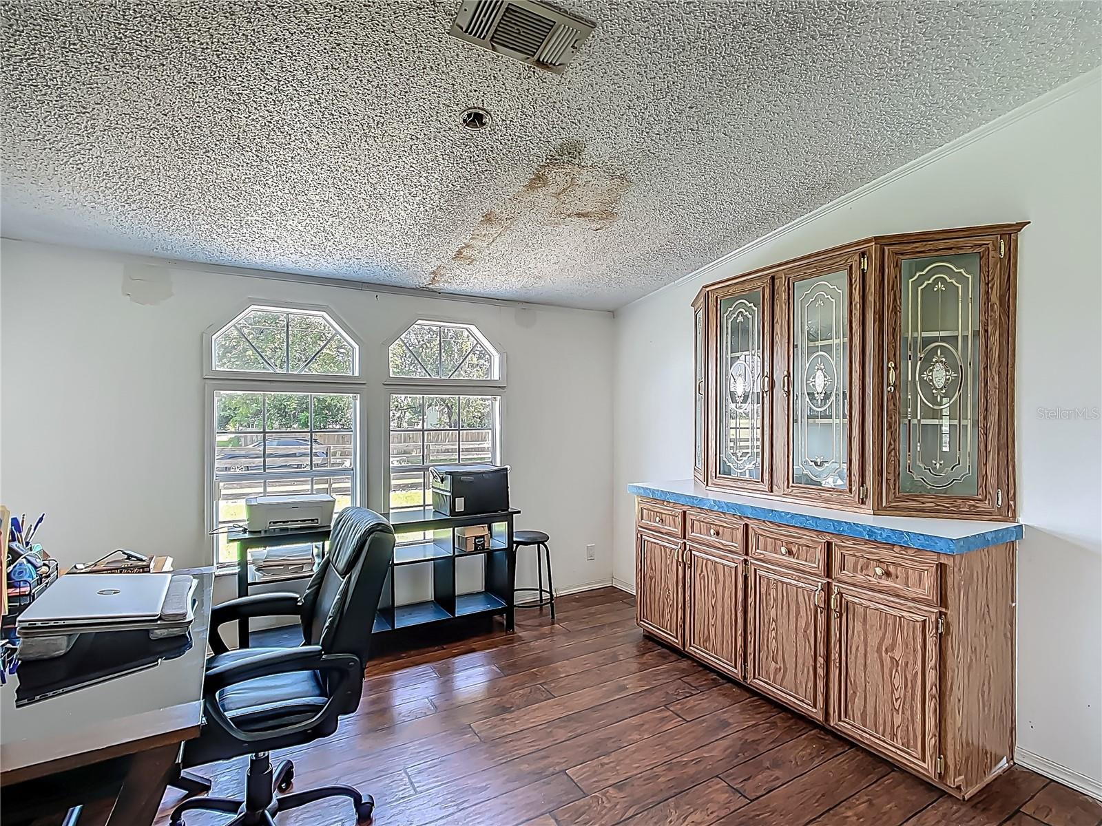 Image 14 of 51 For 3313 Rimes Road