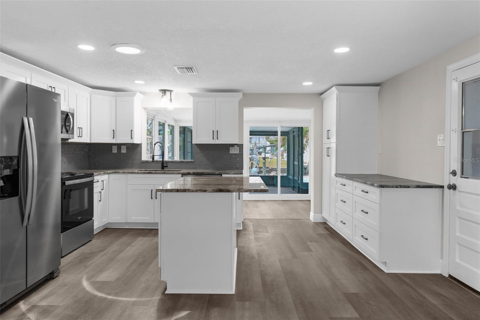 Image 12 of 46 For 13411 Lisa Drive